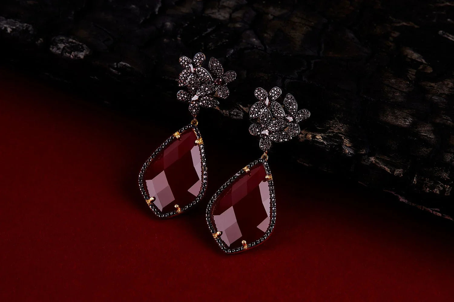 Red Jewellery - LATELITA