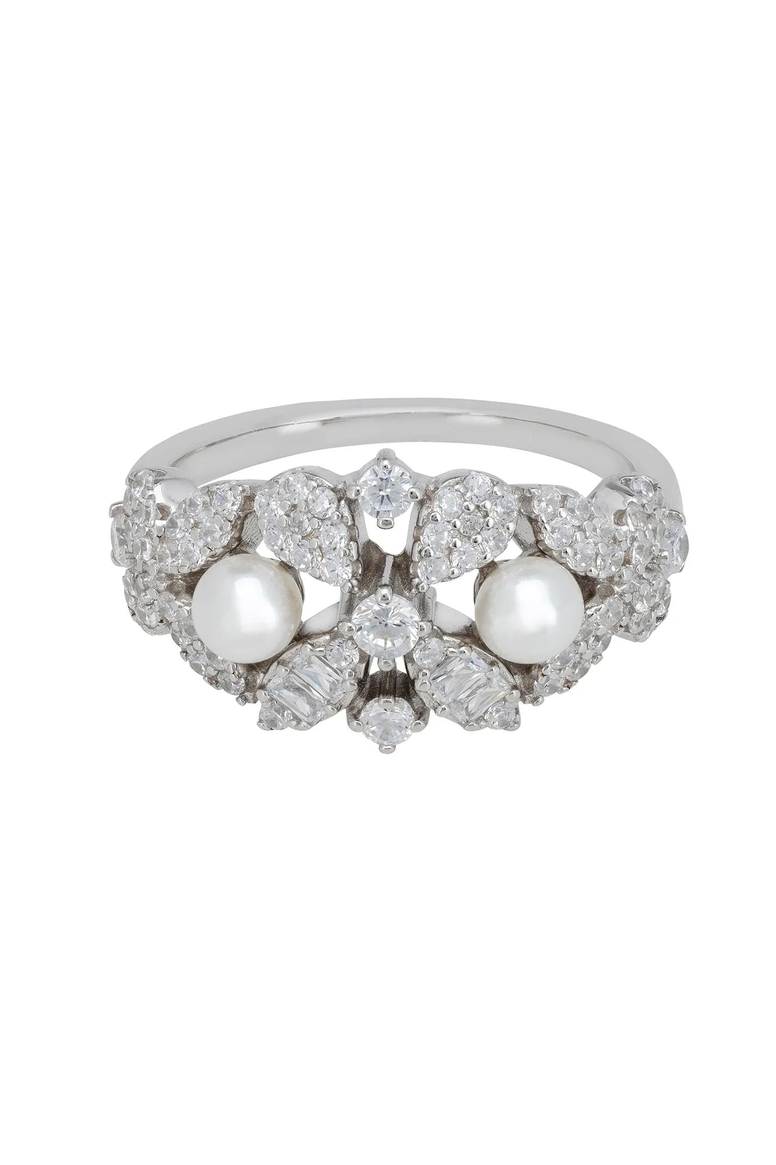 Floral diamond ring with pearls.