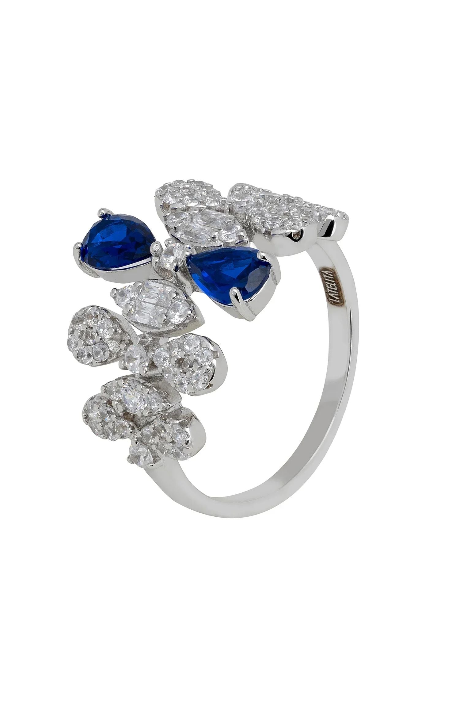Sapphire teardrops diamond ring.