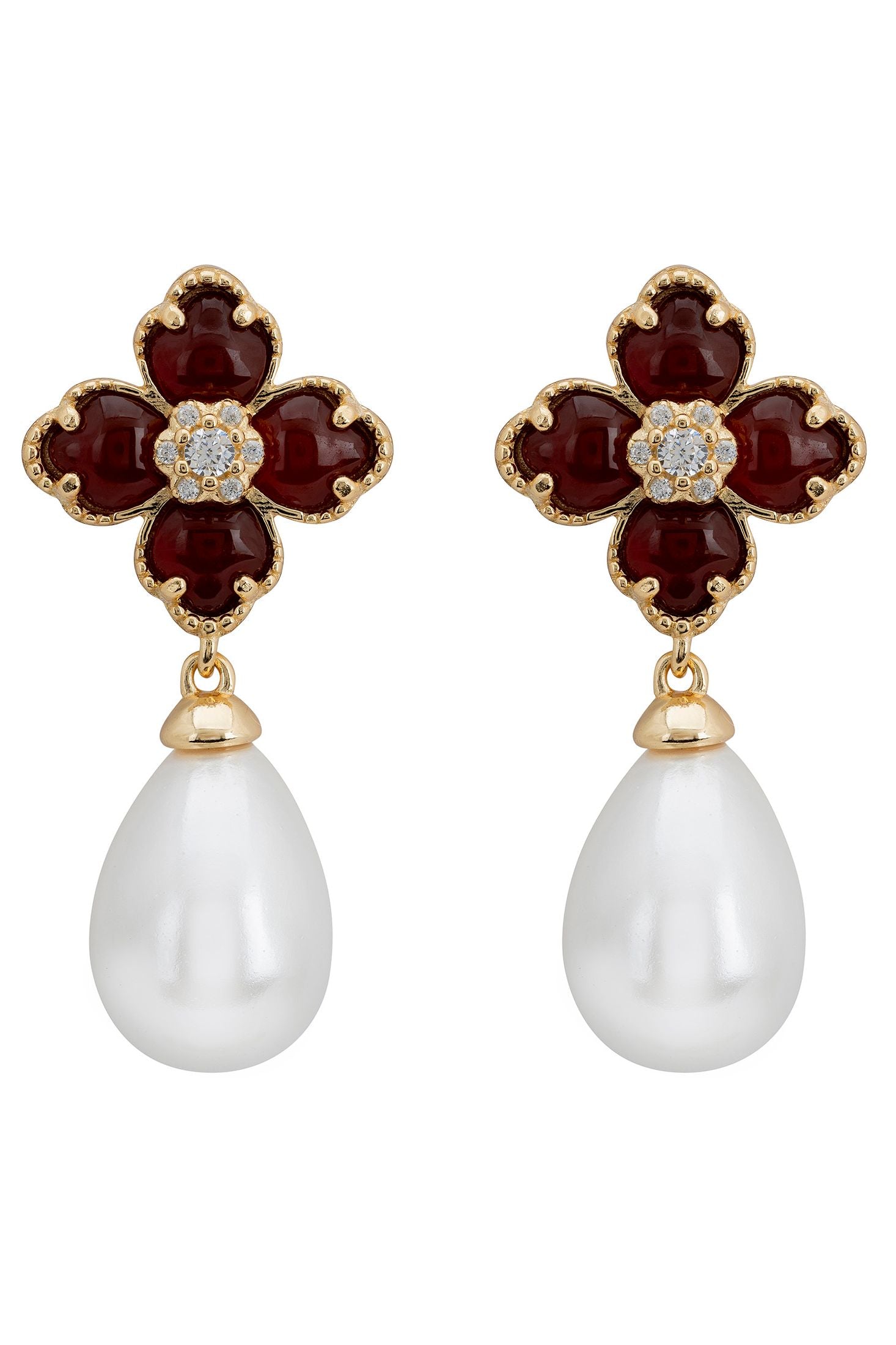 Pearl and red clover gold earrings.