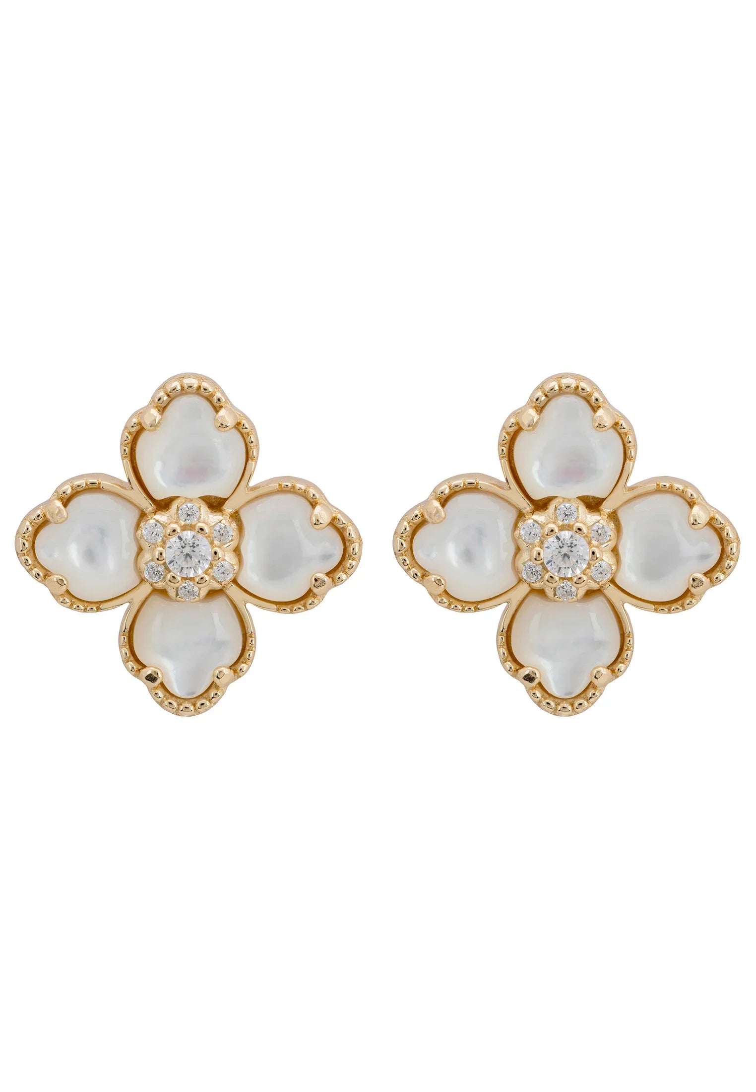 White clover gold stud earrings.