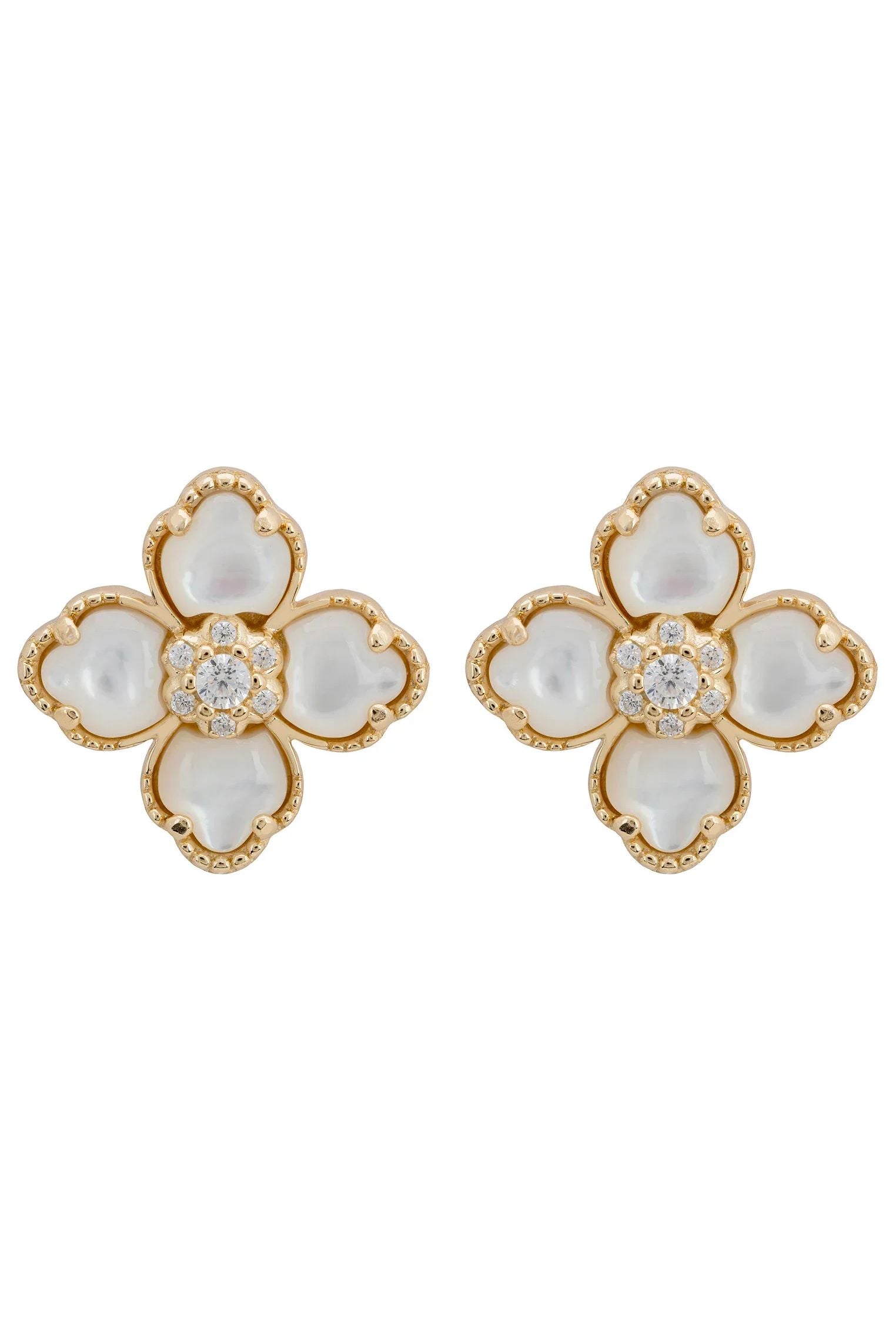White clover gold stud earrings.