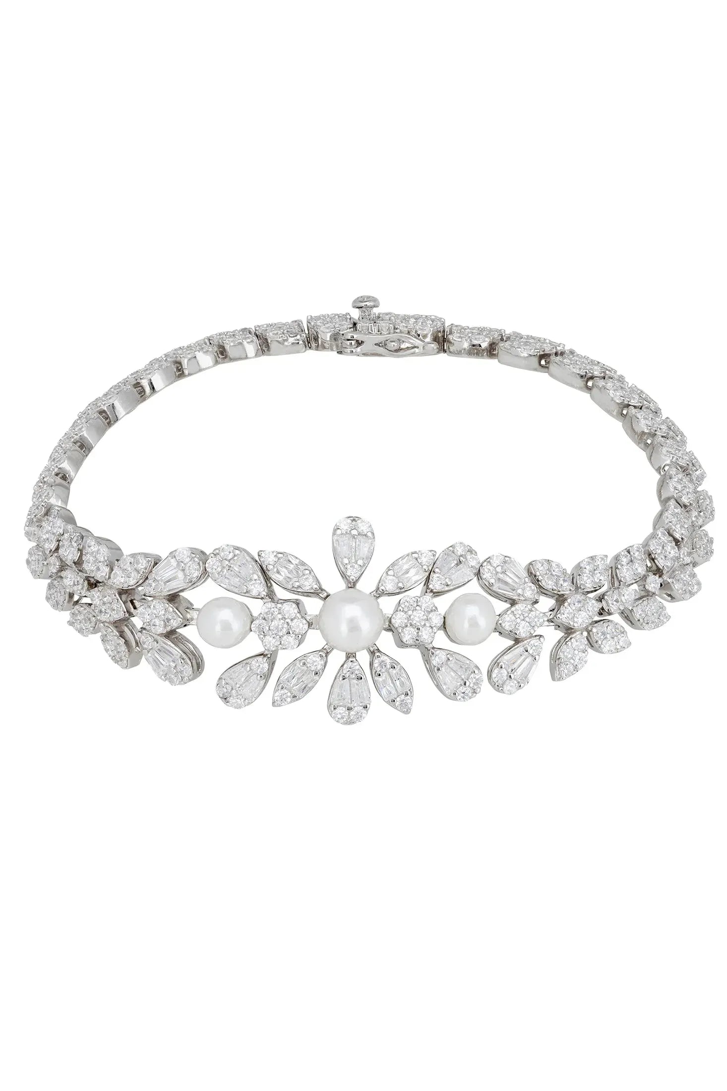 Floral diamond bracelet with pearls.