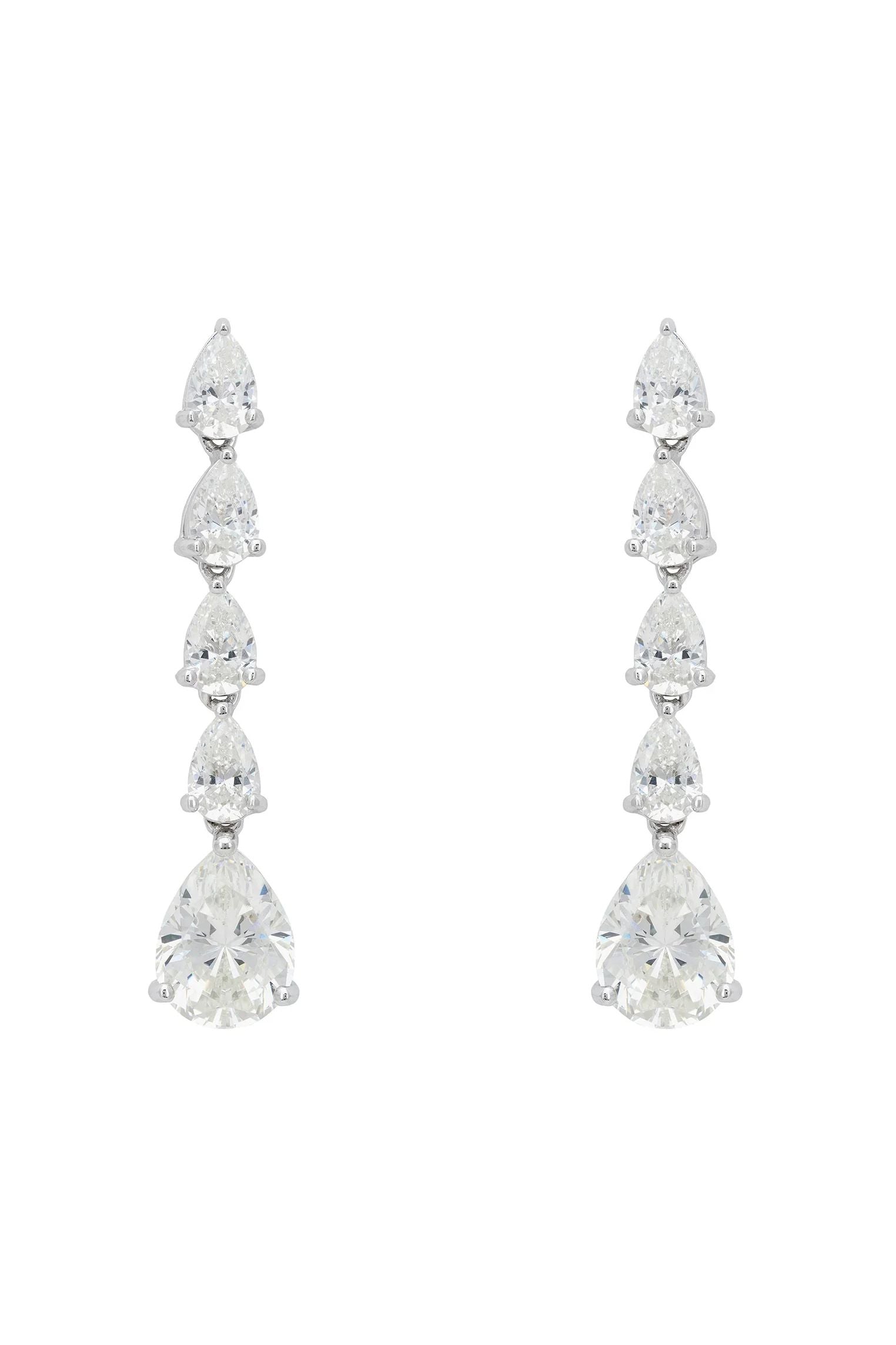 Teardrops diamond drop earrings.