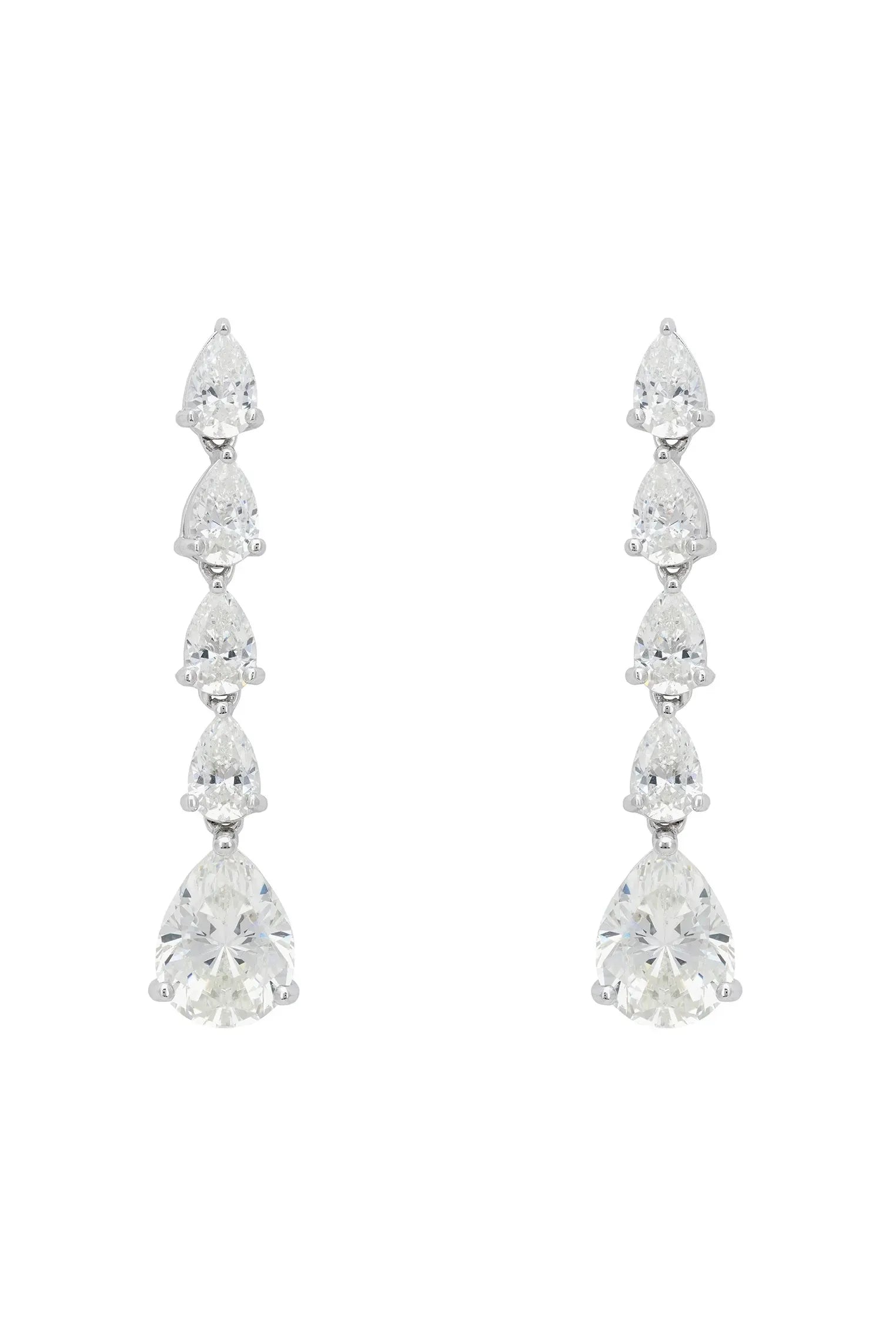 Teardrops diamond drop earrings.