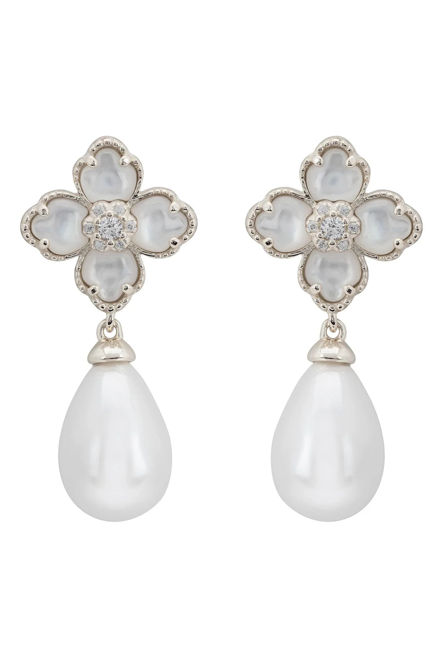Pearl and clover earrings.