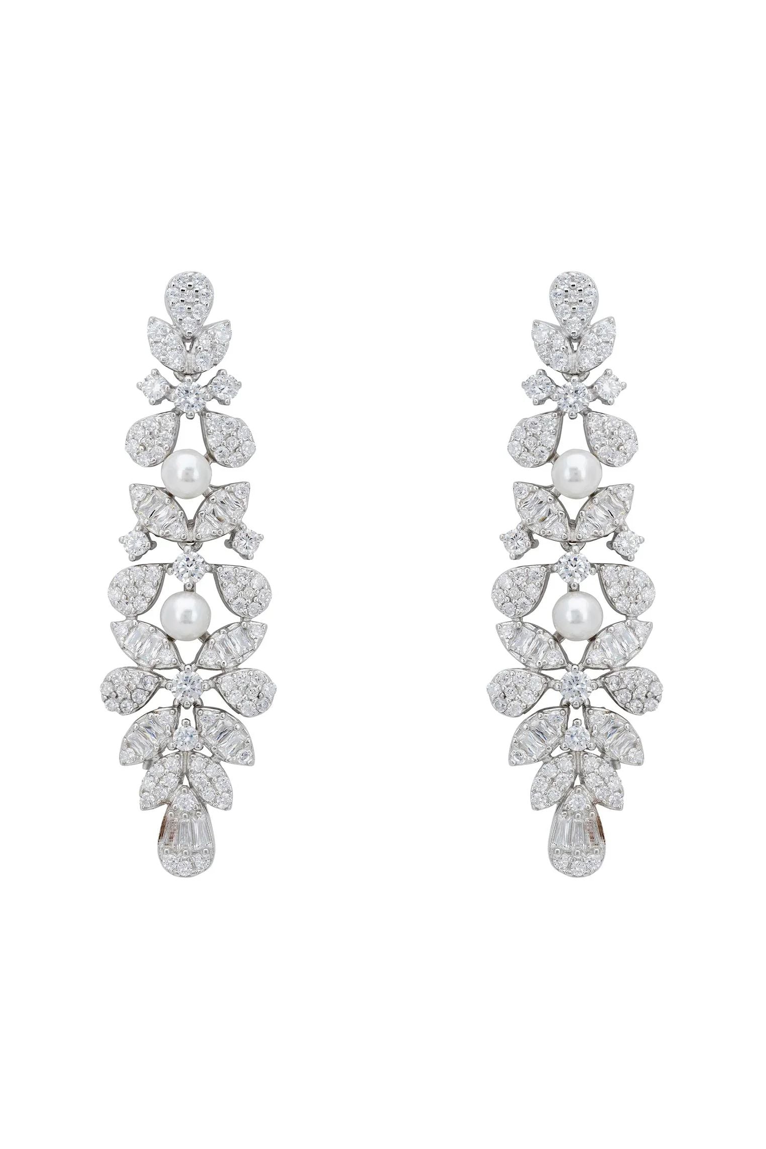 Floral diamond earrings with pearls.