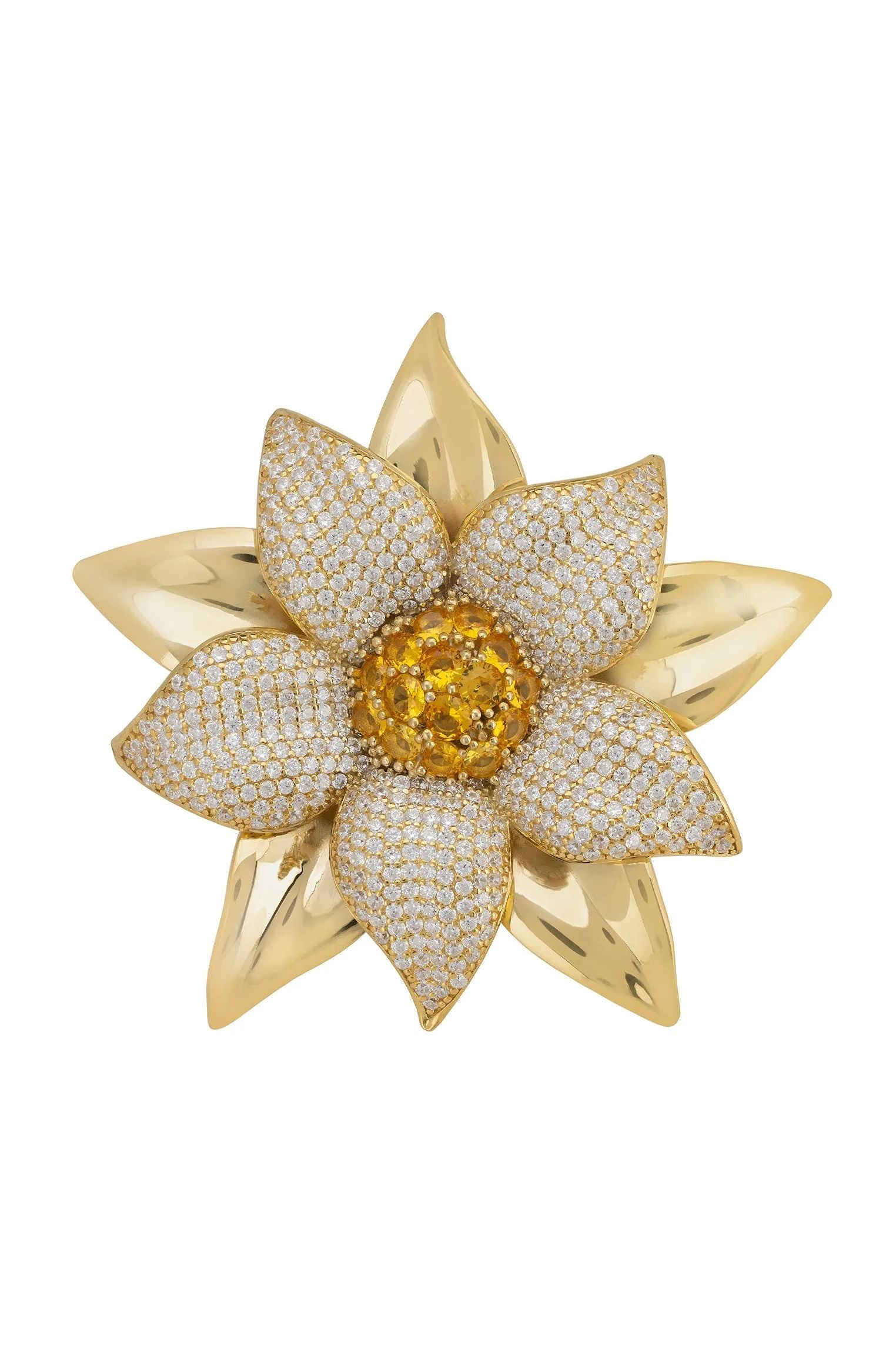 Gold large flower ring.