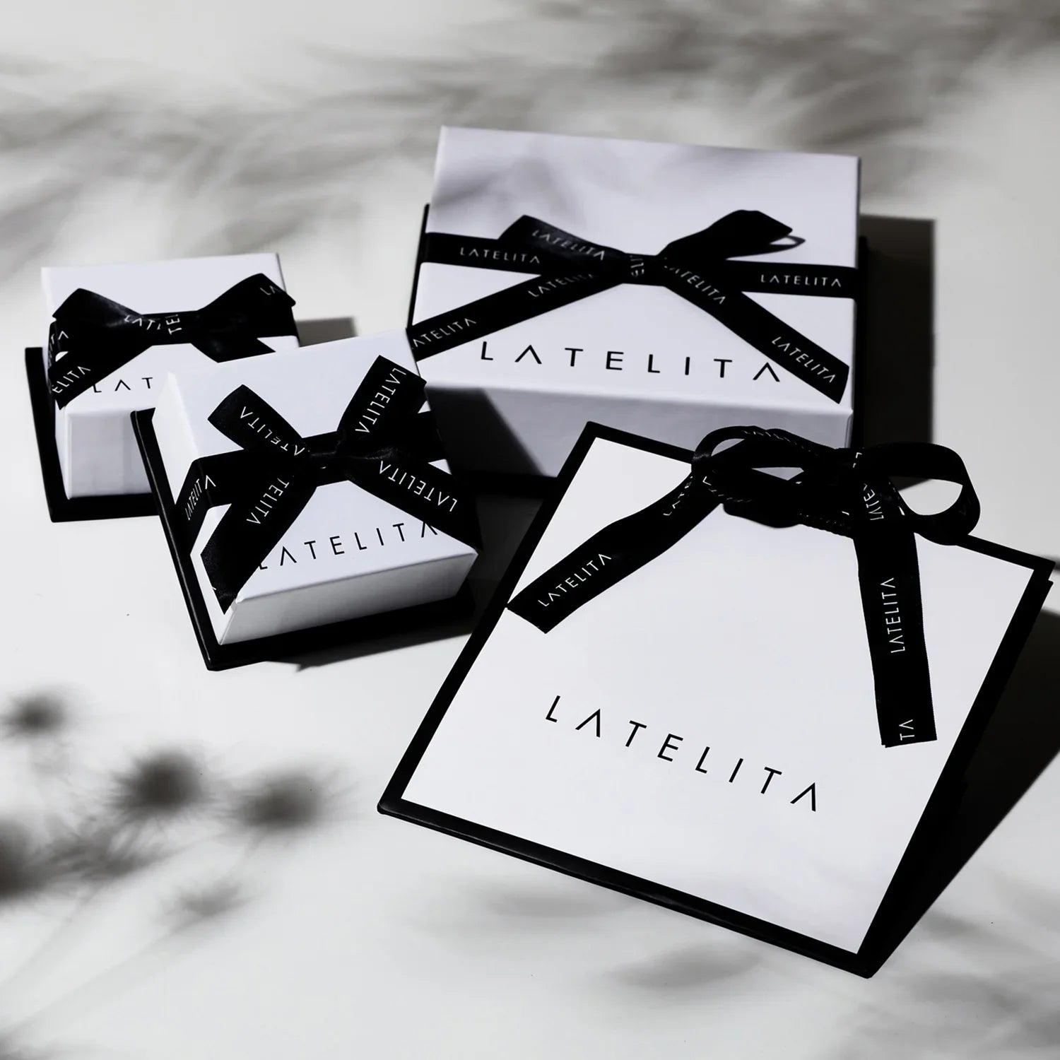 Latelita packaging.