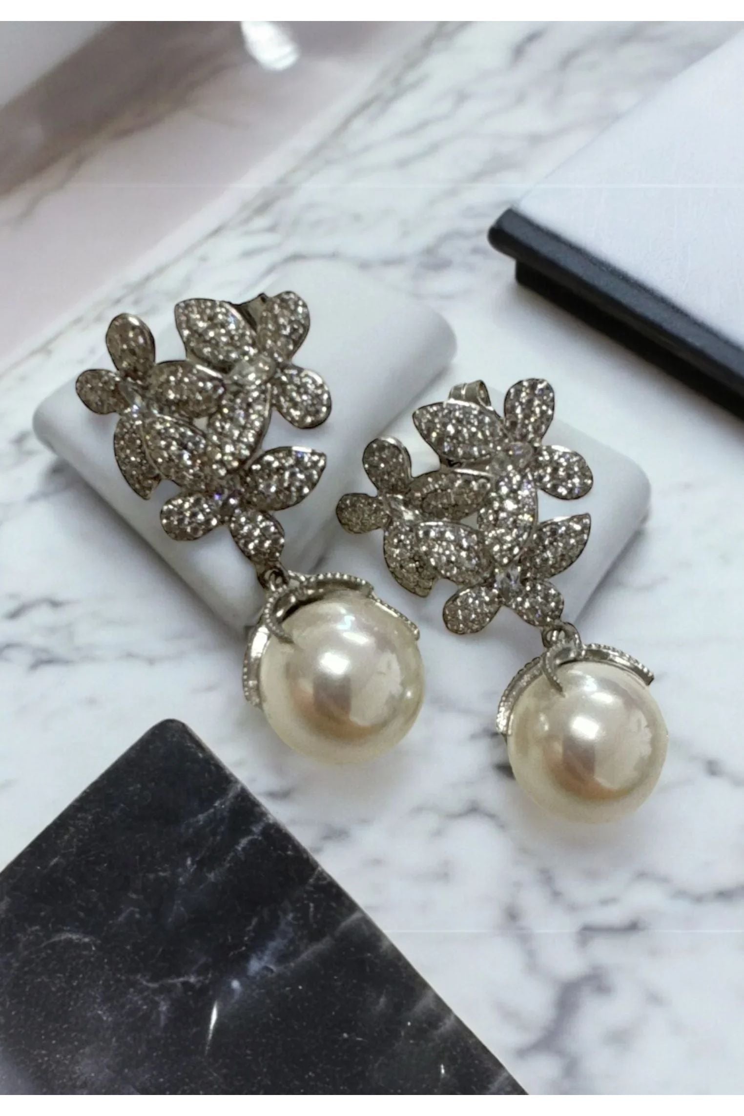 Still life of the earrings.