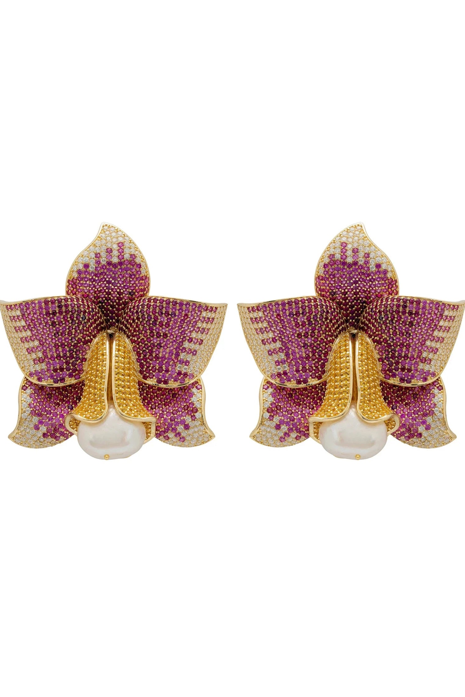 Gold and pink daffodil earrings.