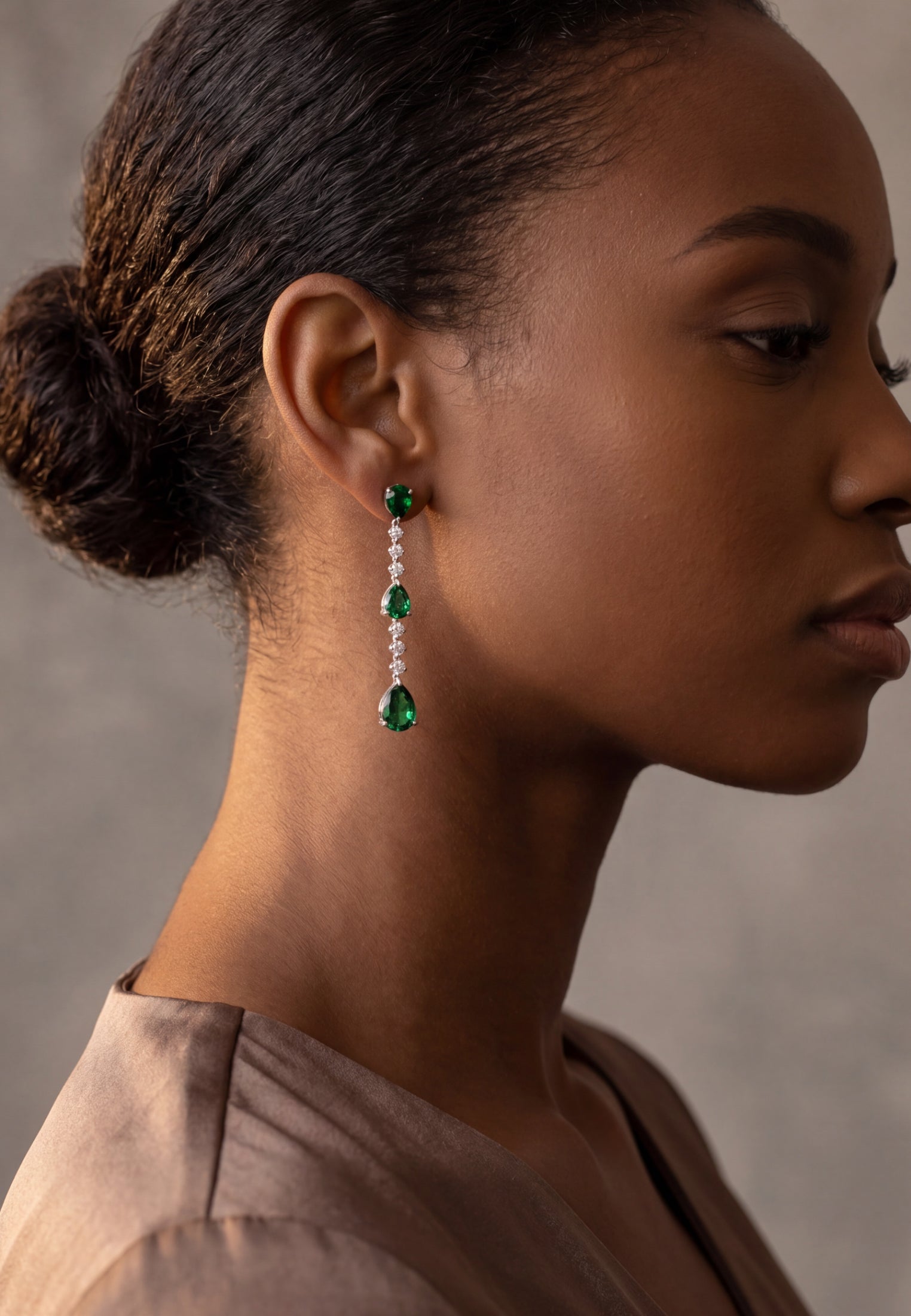Elizabeth Drop Earrings Emerald Silver