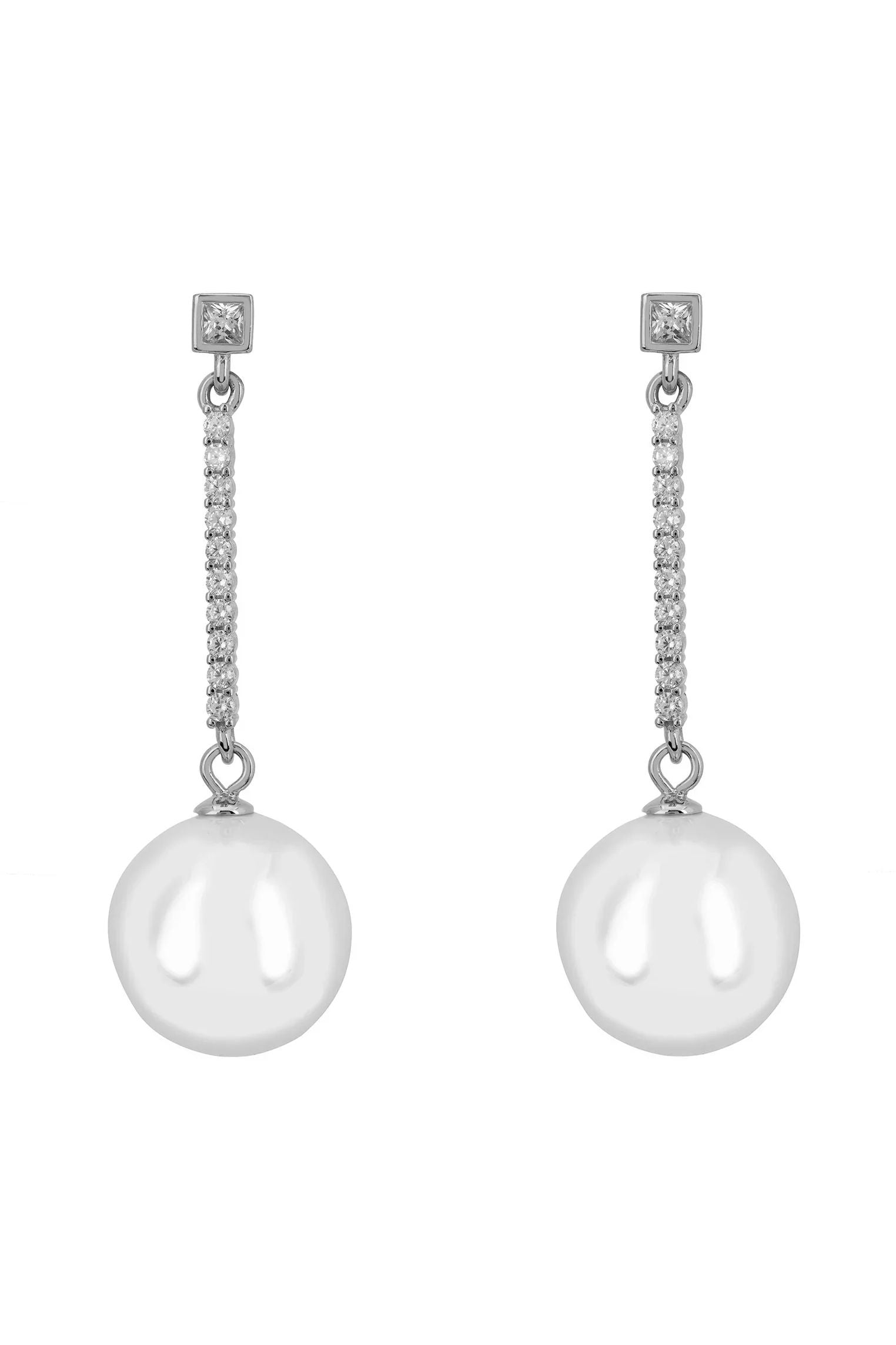 Diamond string pearl drop earrings.