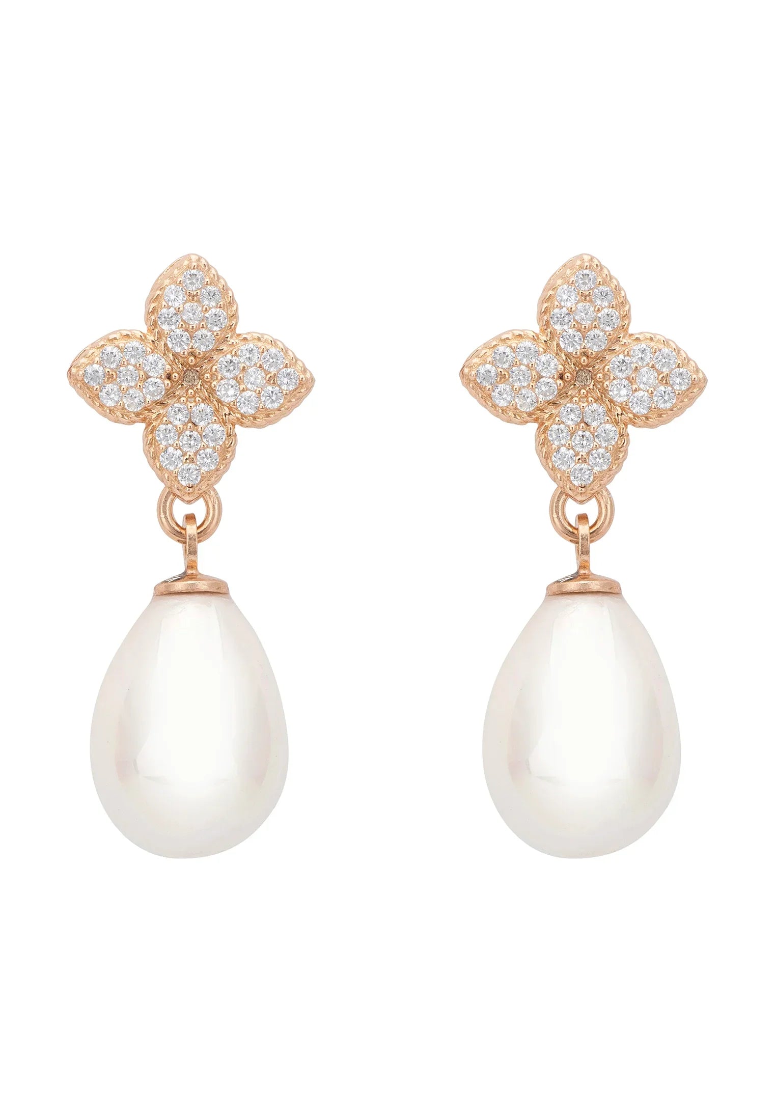 Pearl and rose gold clover earrings.
