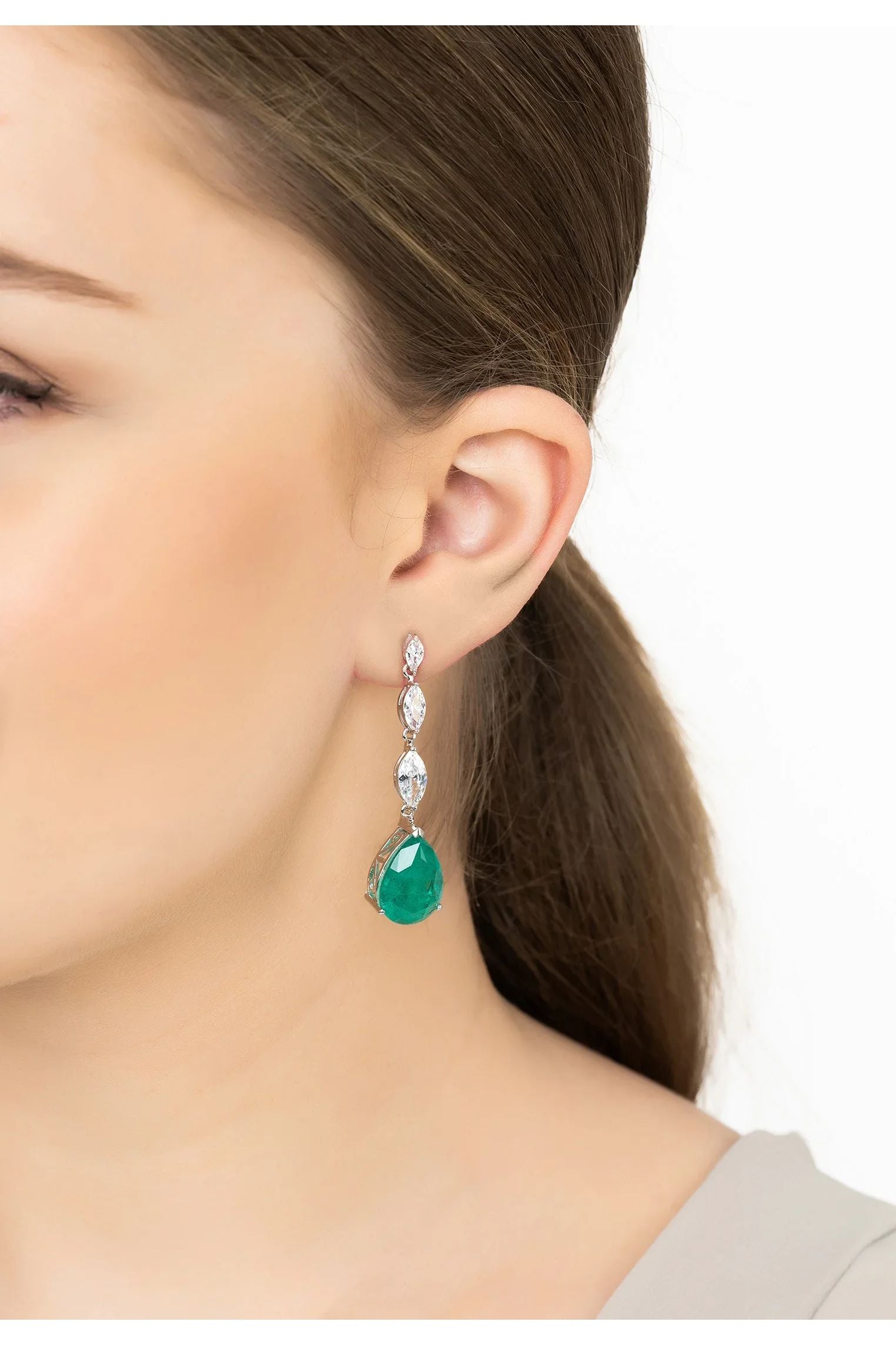 Pendientes Zara Lágrima Esmeralda Colombiana con Piedras Preciosas Plata