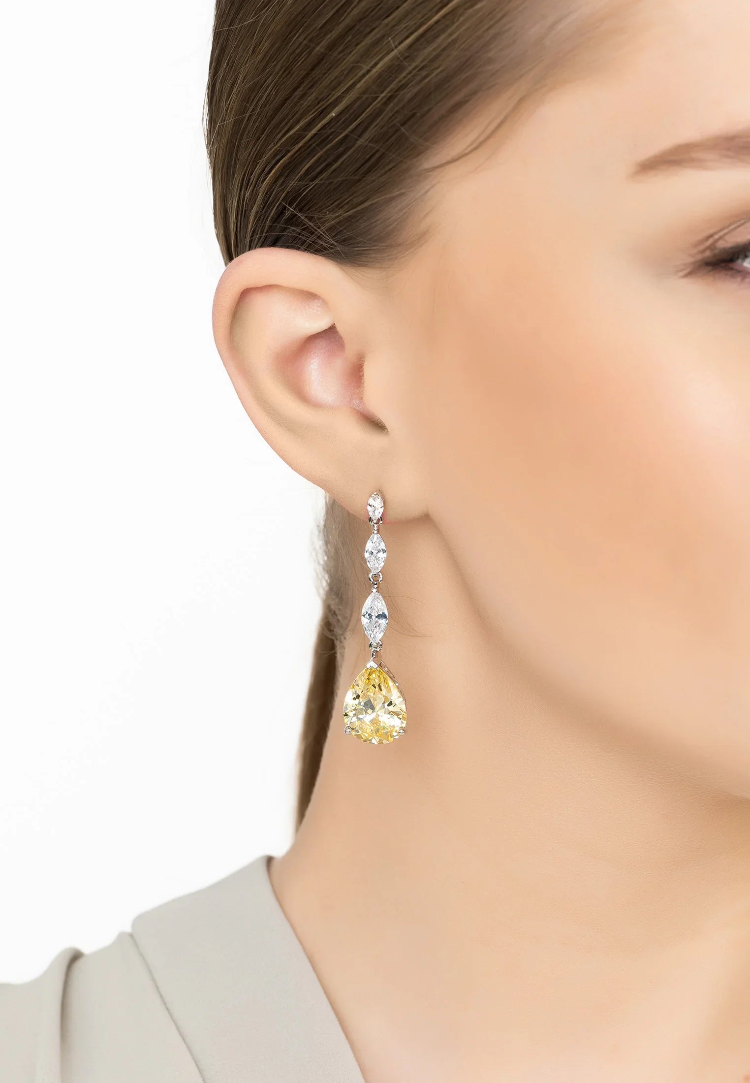 Zara Ohrringe mit gelbem Topas in Tropfenform, Silber