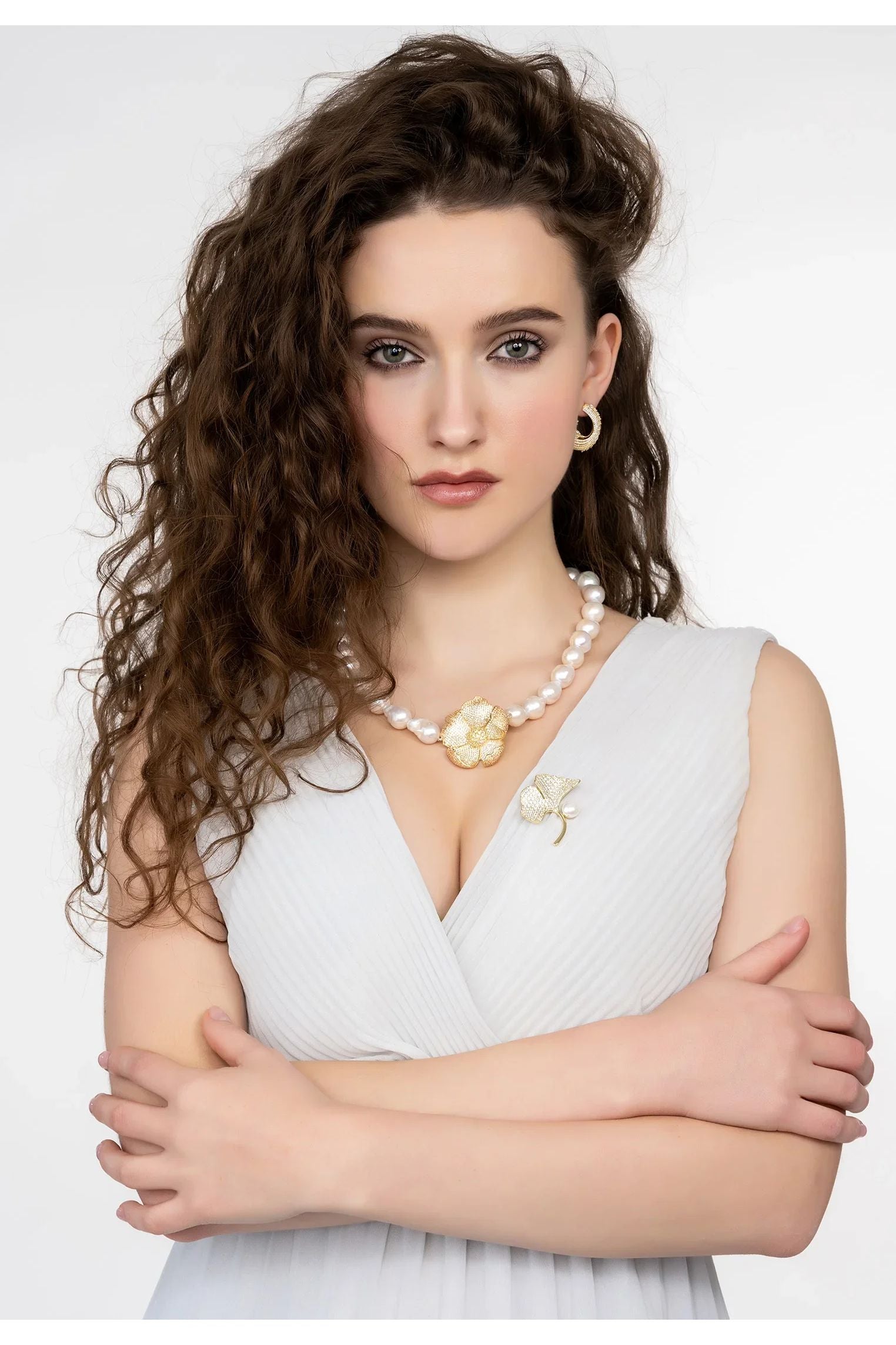 Ginkgo Leaf And Pearl Brooch Gold