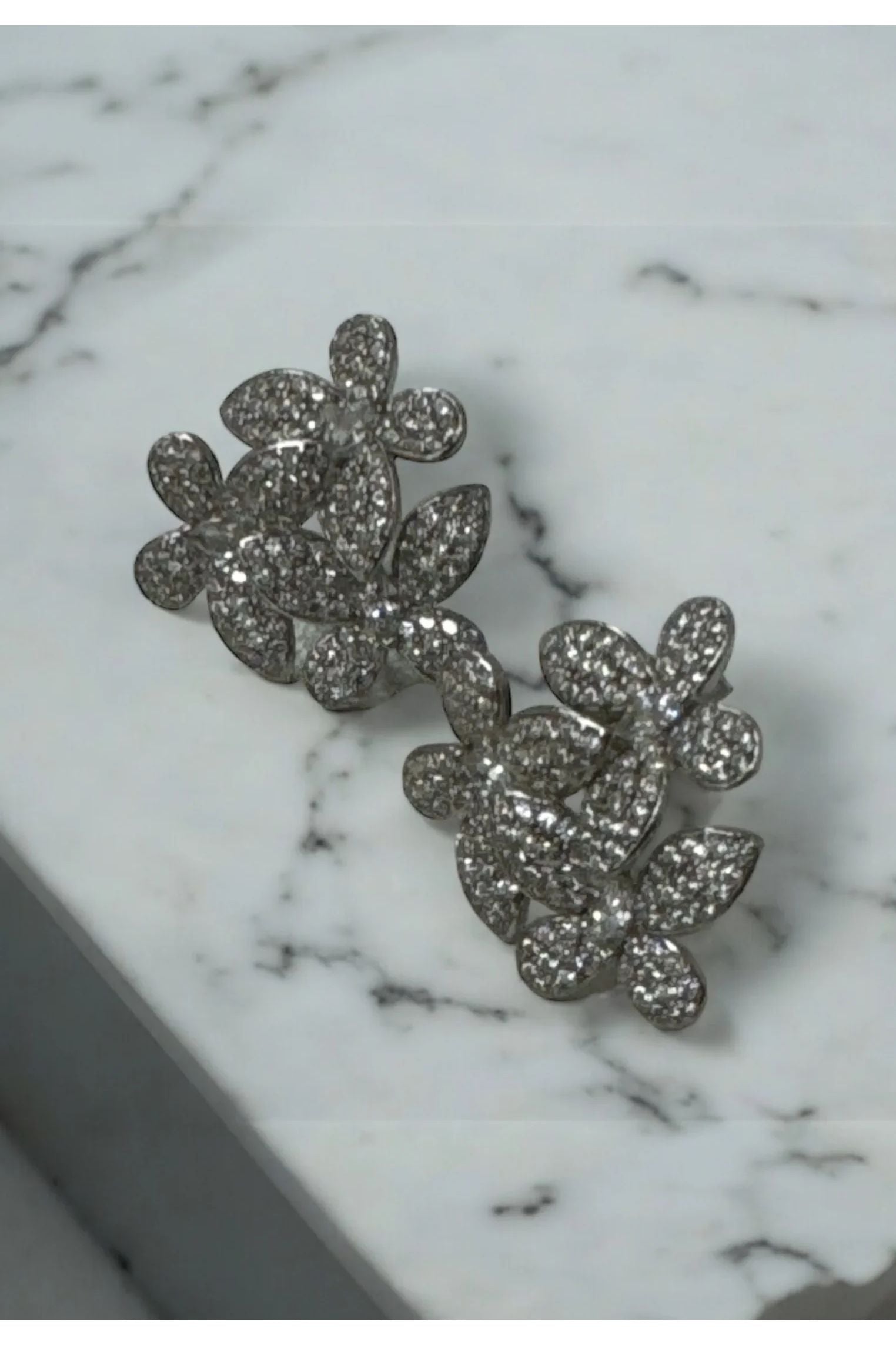 Still life of the earrings.