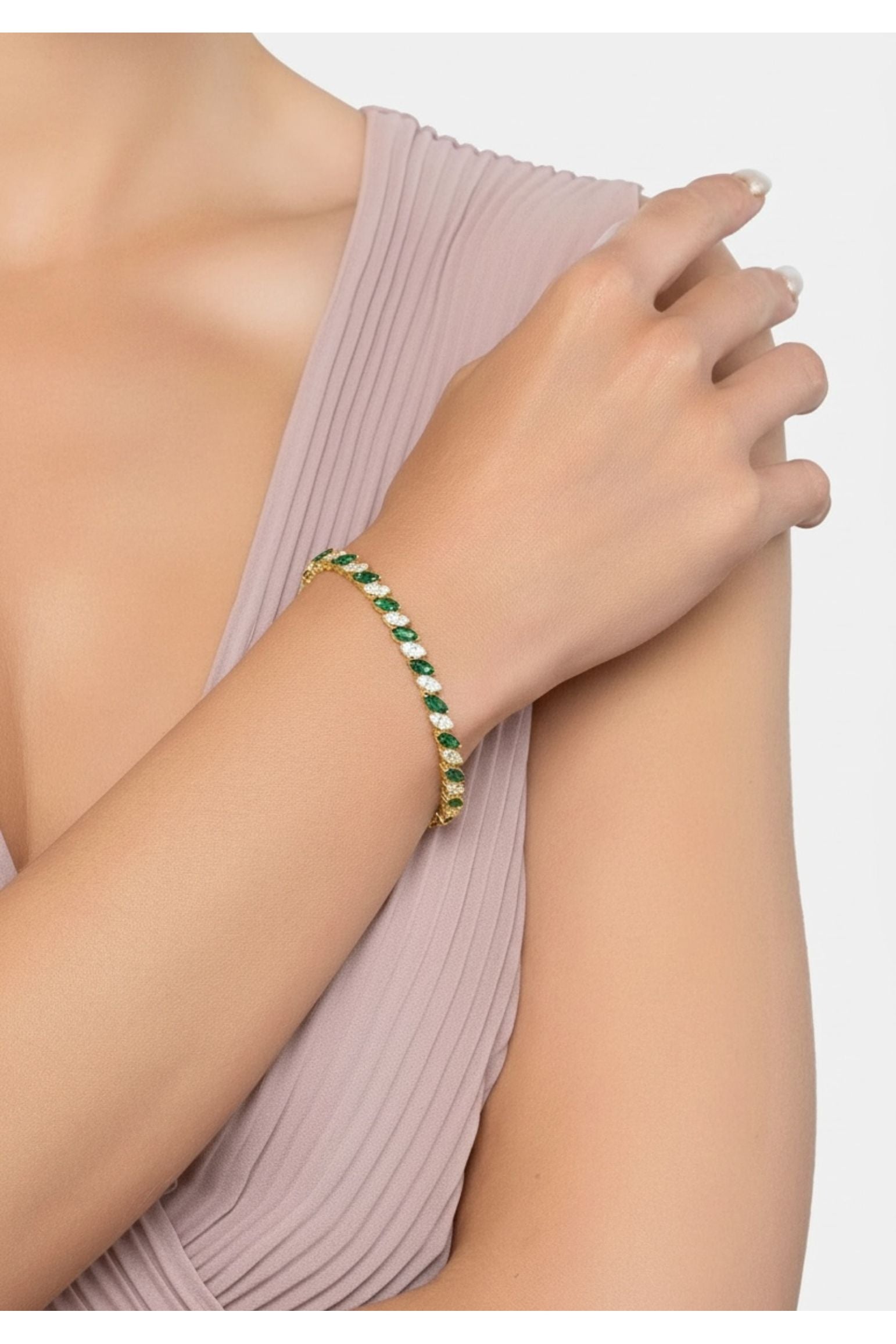 Viscountess Tennis Bracelet Emerald Gold