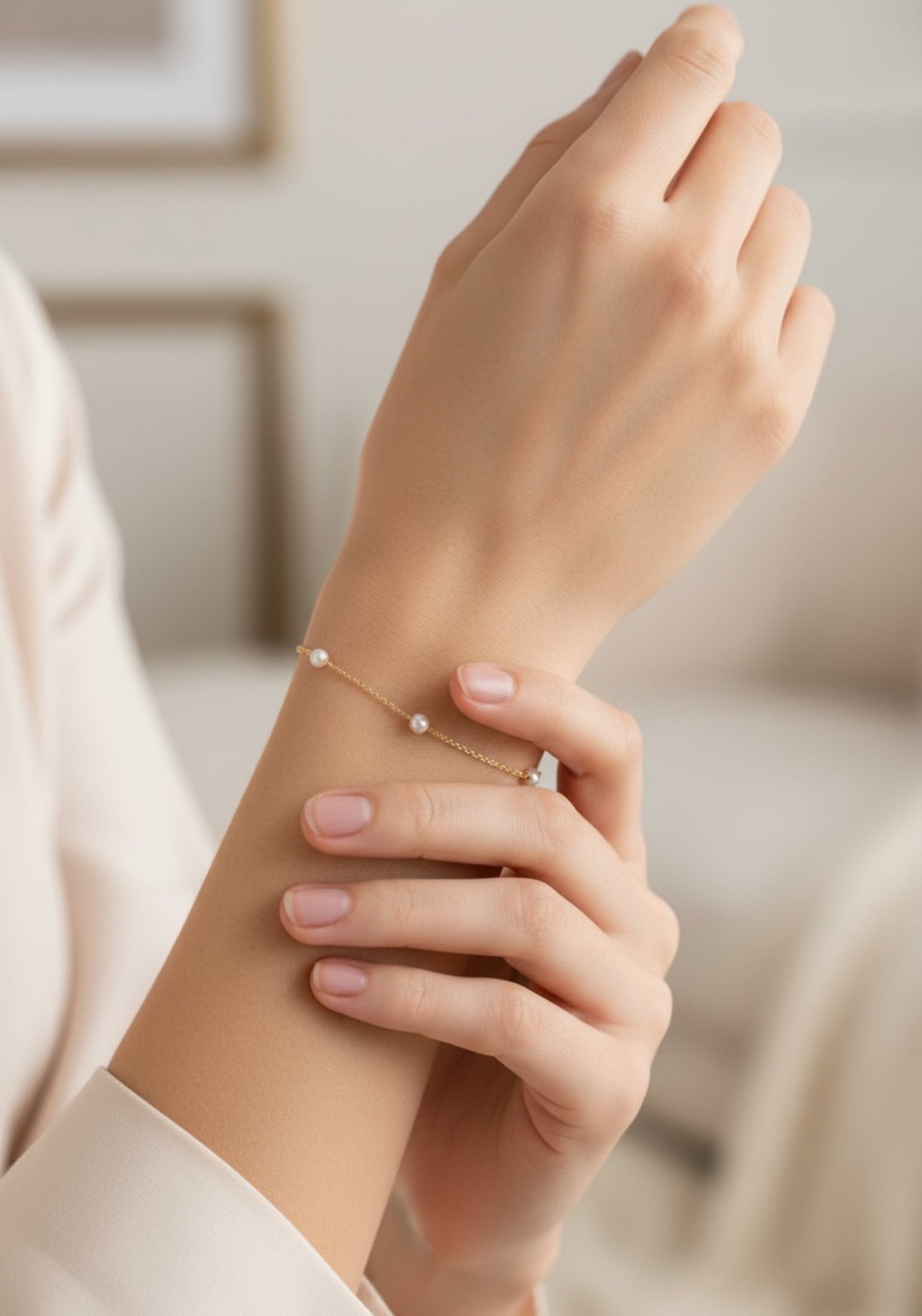 Armband aus massivem 14-karätigem Gold mit natürlichen, voneinander getrennten Perlen