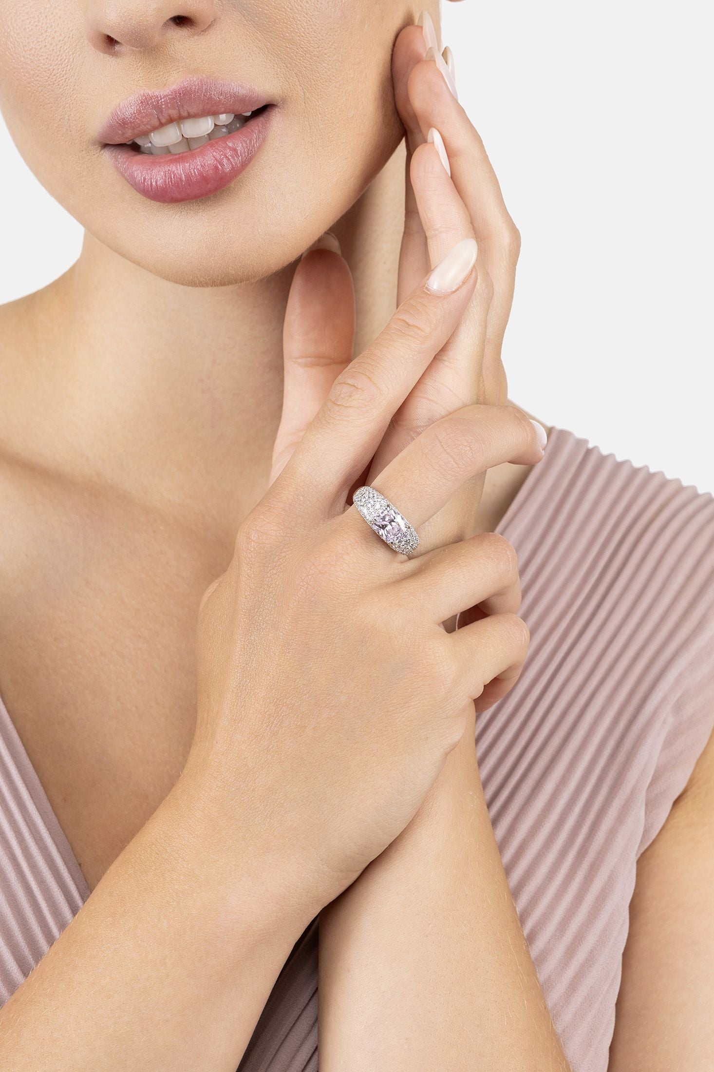 Angled view of Rosalie Cocktail Ring Morganite Silver, showing silver finish and the jewellery profile.