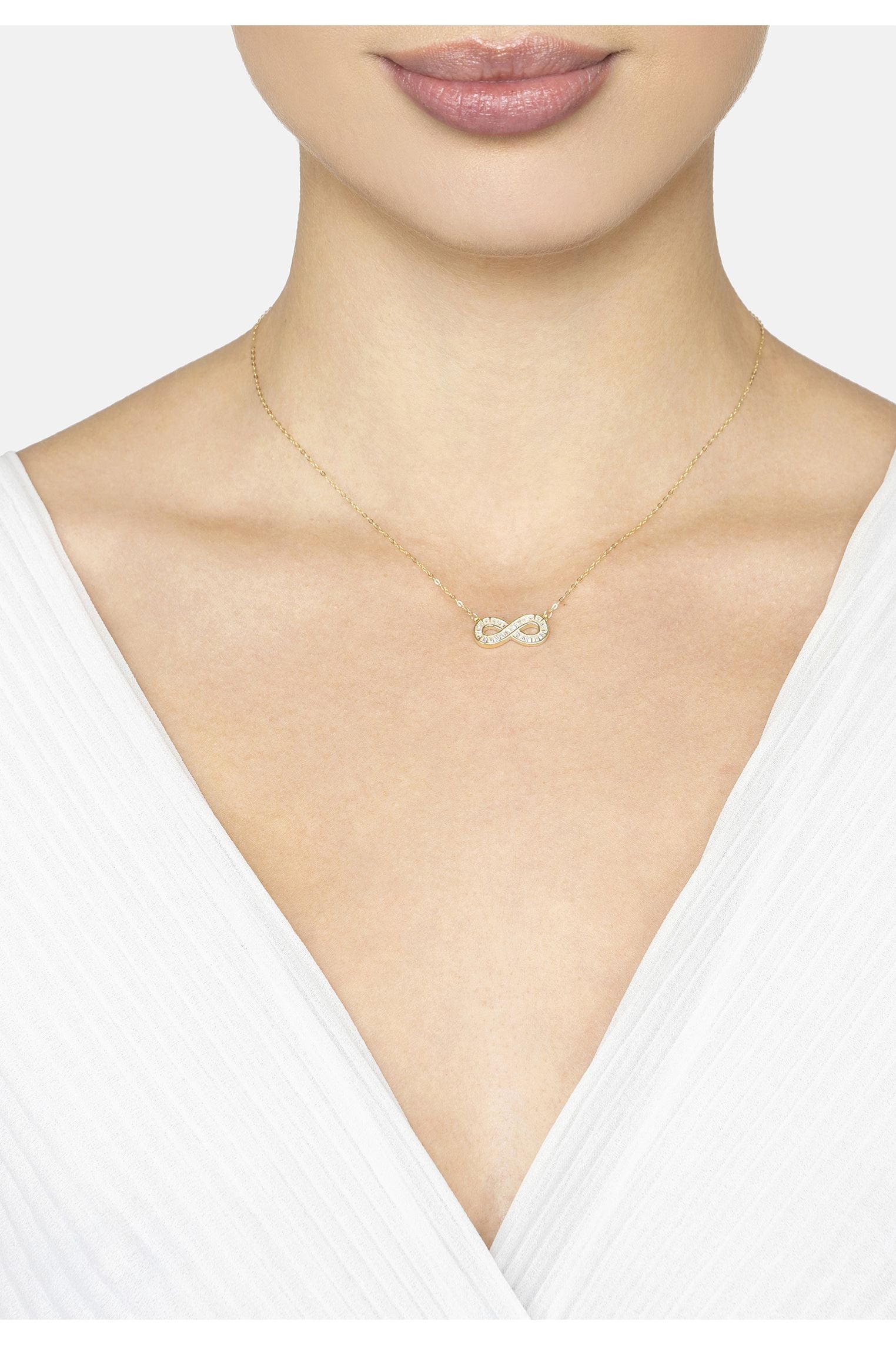 Infinity Baguette Necklace Gold