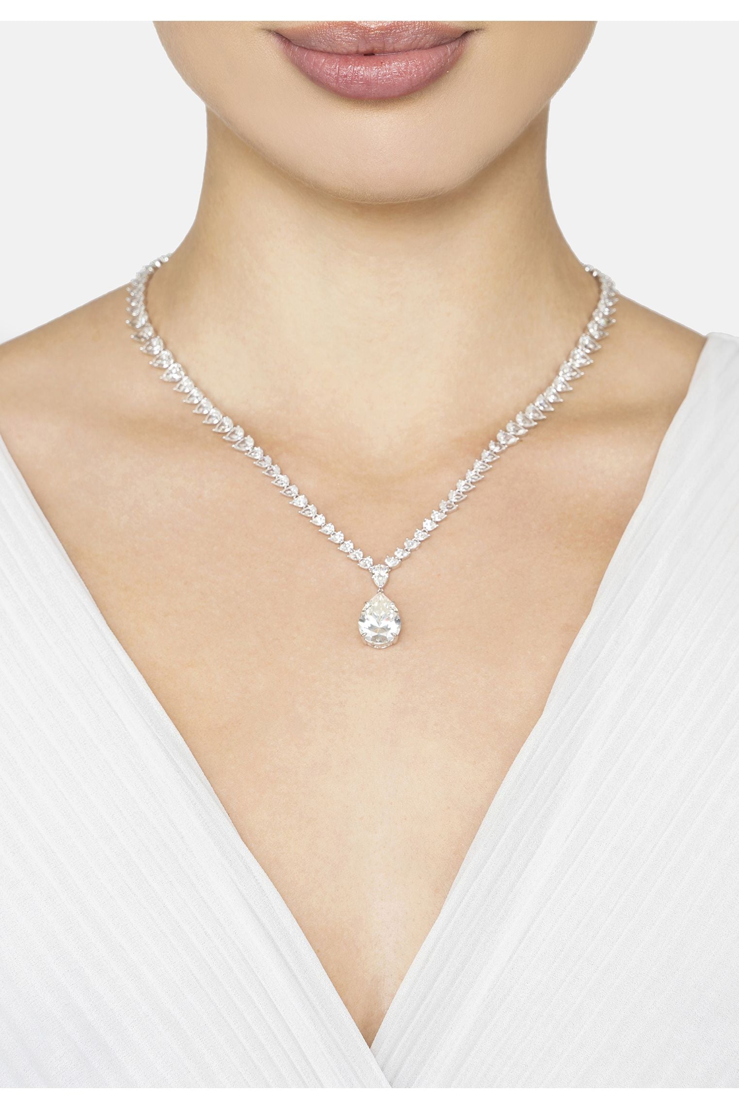 Pompadour Statement Necklace Moissanite Silver