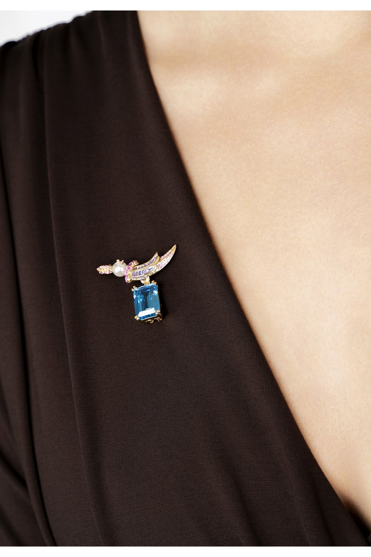 Bird Of Paradise Pearl Brooch Blue Topaz Gold