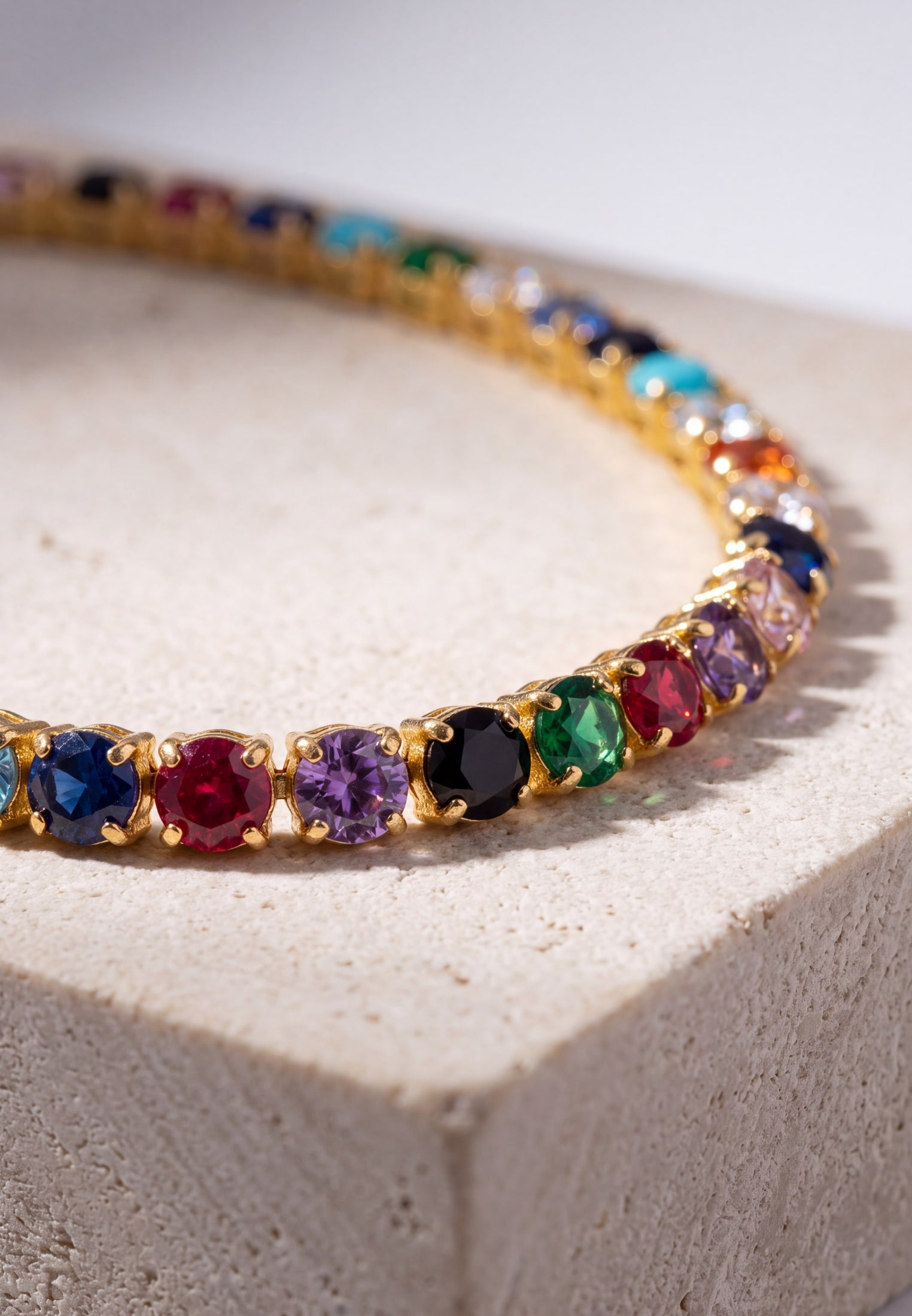 Collier tennis Vibrant Zircon cubique arc-en-ciel Doré