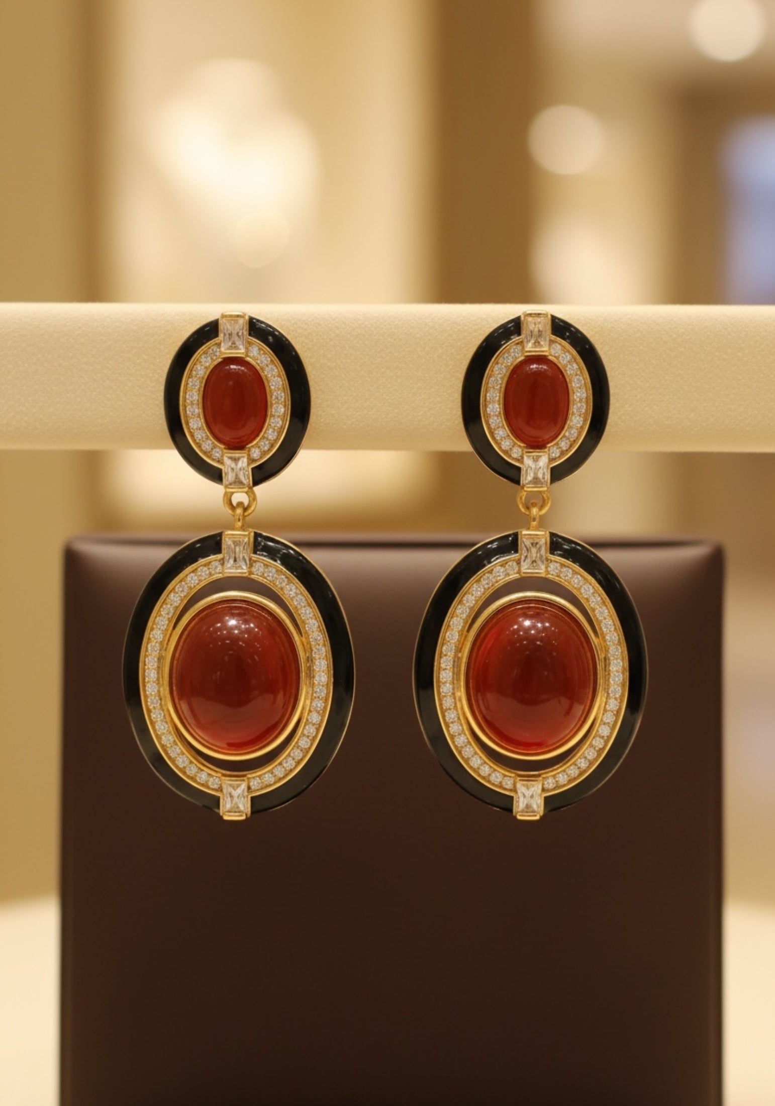 Pendientes colgantes de cornalina Alessia en oro