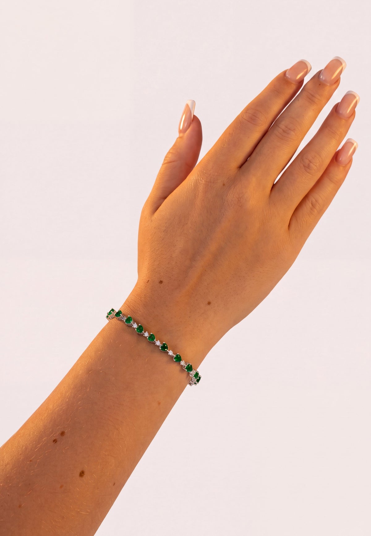 Asscher Cut Heart Tennis Bracelet Emerald Silver