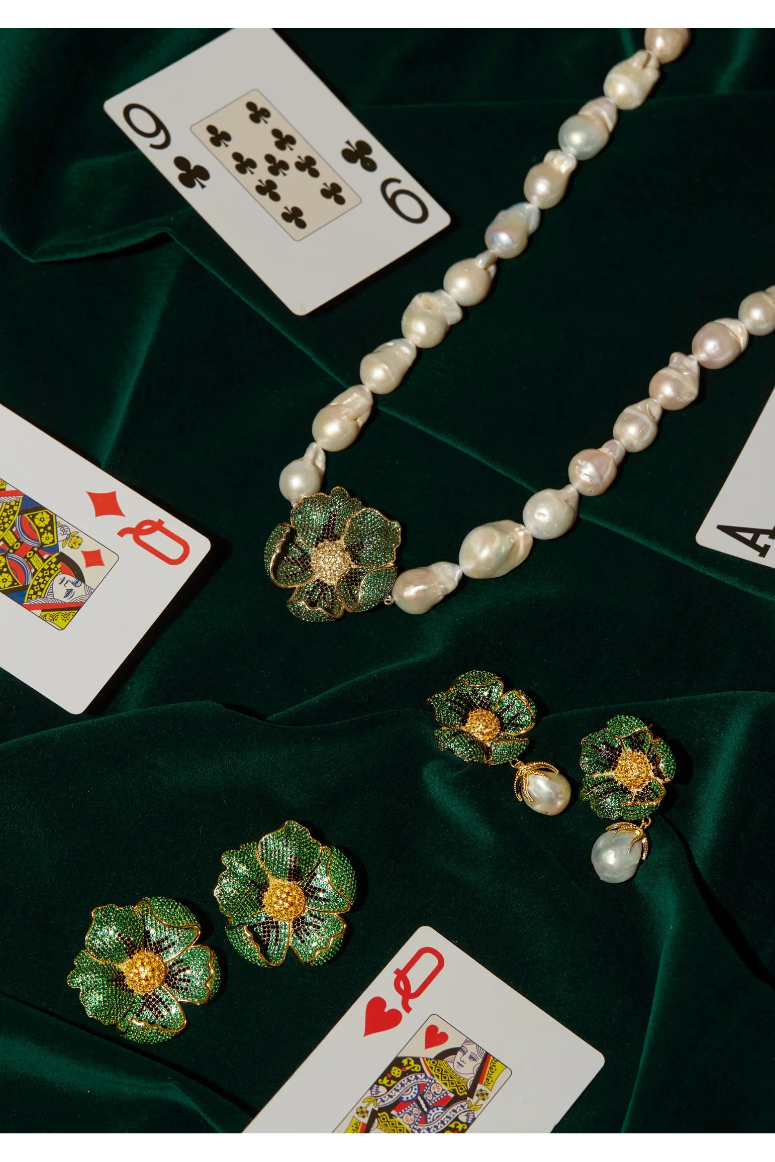 Poppy Emerald Green Earrings Gold