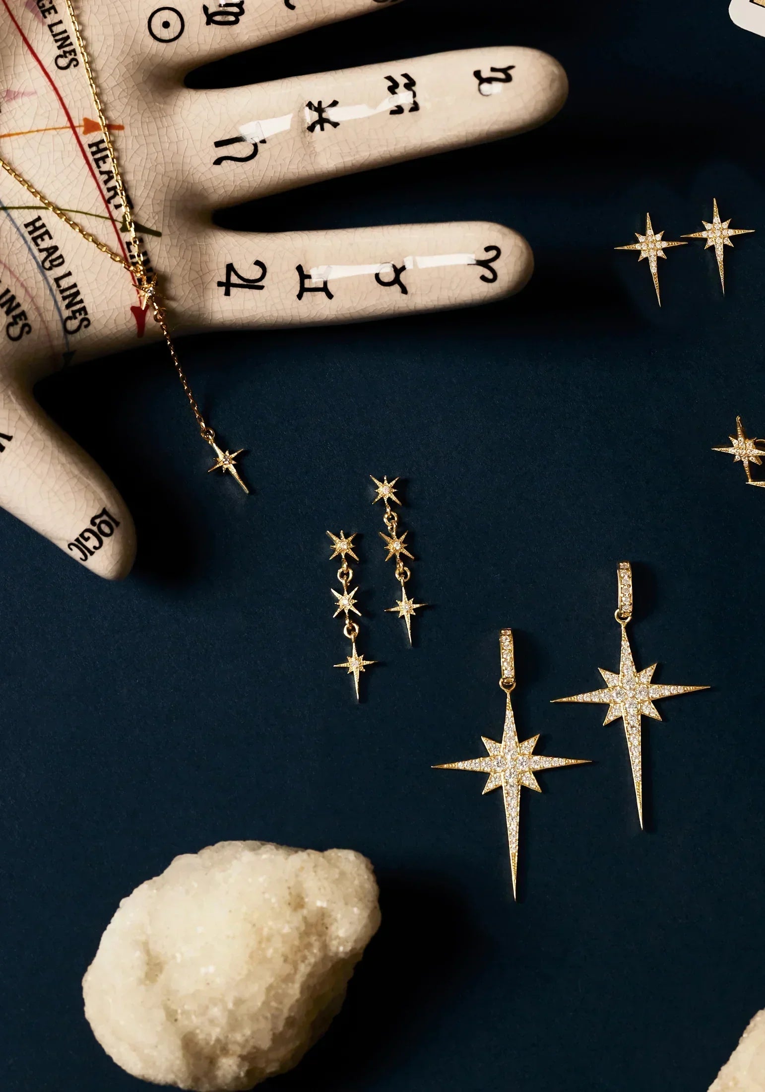 Pendientes colgantes grandes North Star Burst en oro