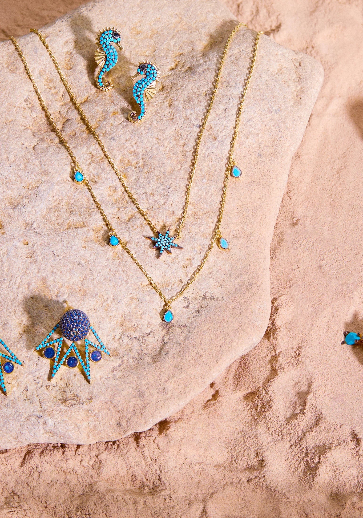 Pendientes Caballito de Mar Turquesa Oro