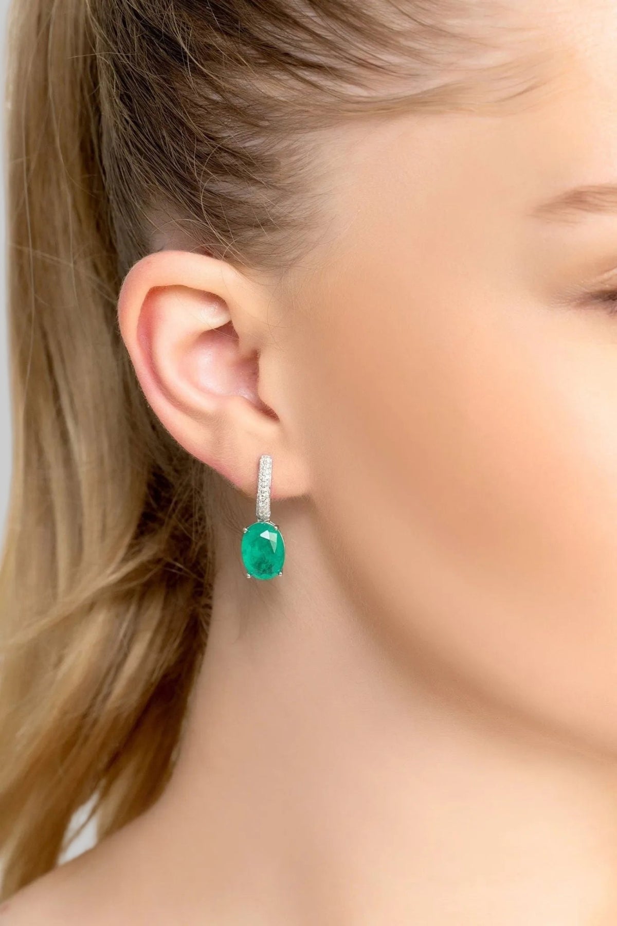 Alexandra Oval Drop Earrings Silver Colombian Emerald - LATELITA Earrings