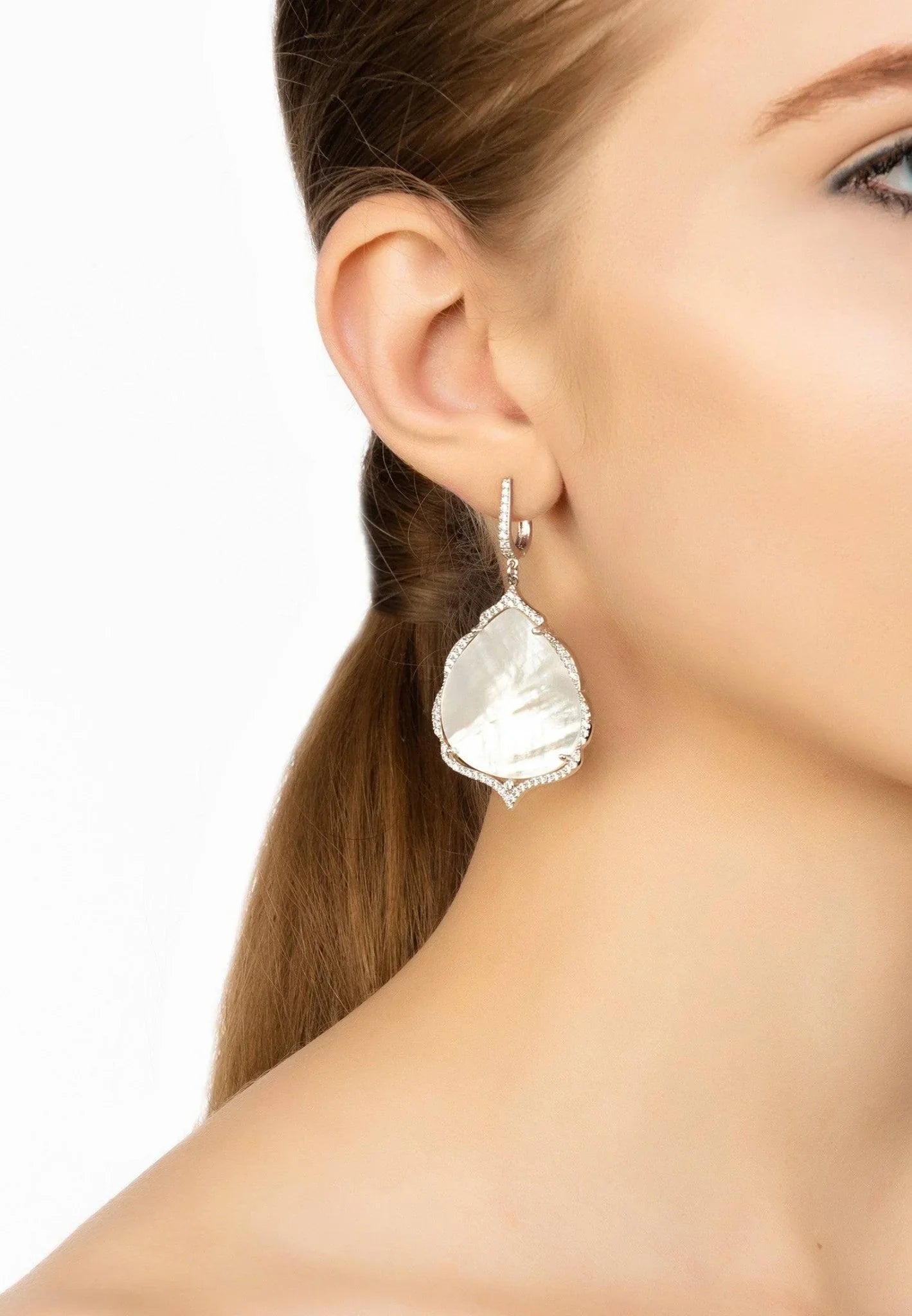 Antoinette Earrings White Mother Of Pearl Silver - LATELITA Earrings