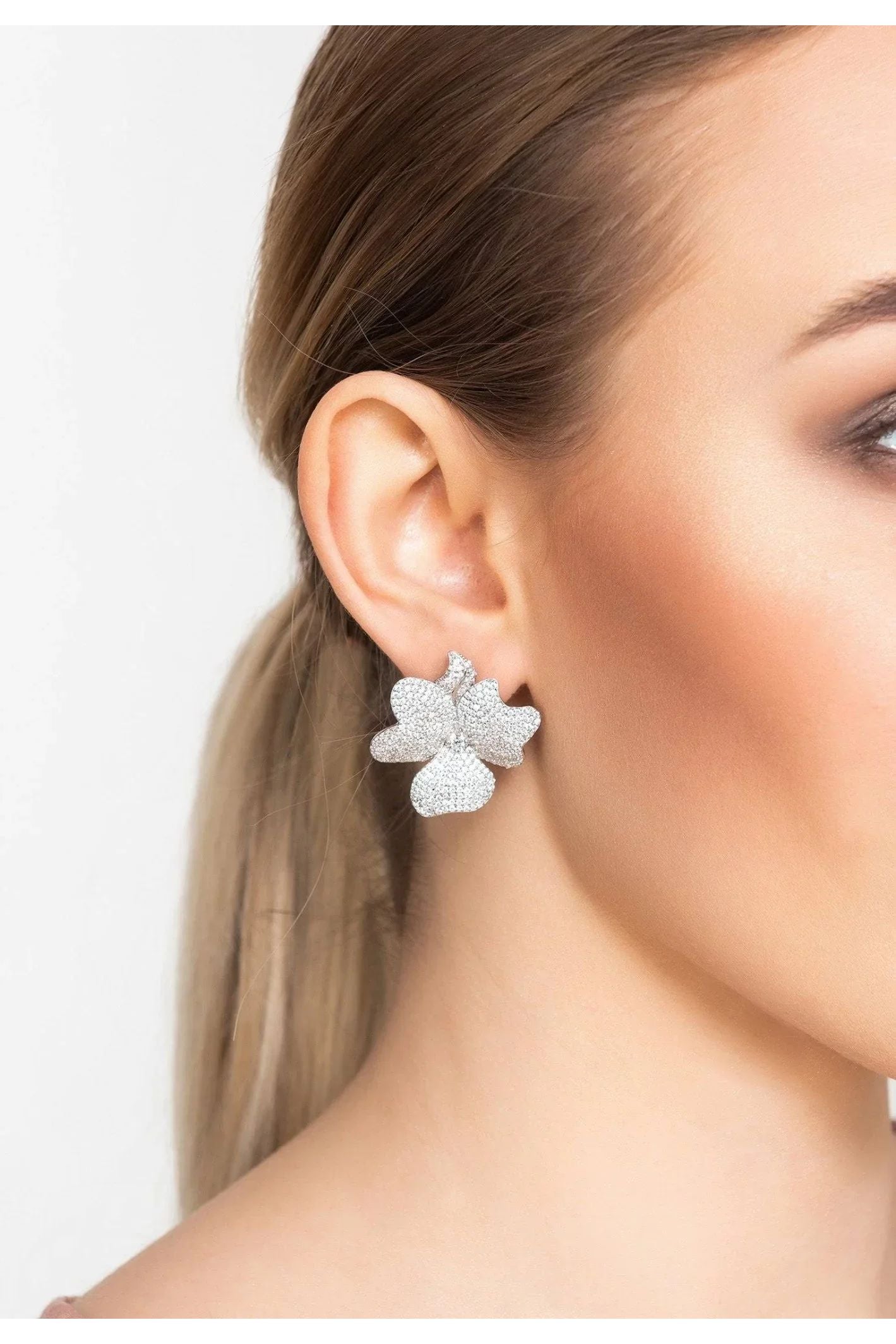 Flower Large Stud Earrings Silver - LATELITA Earrings