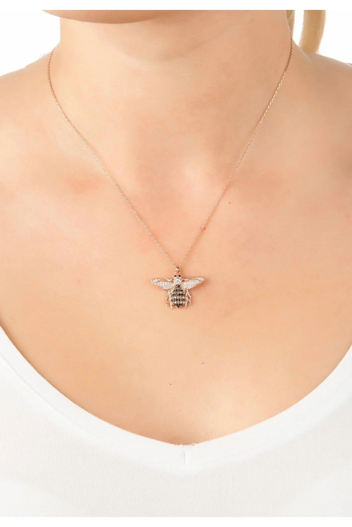 Honey Bee Pendant Necklace Rosegold - LATELITA Necklaces