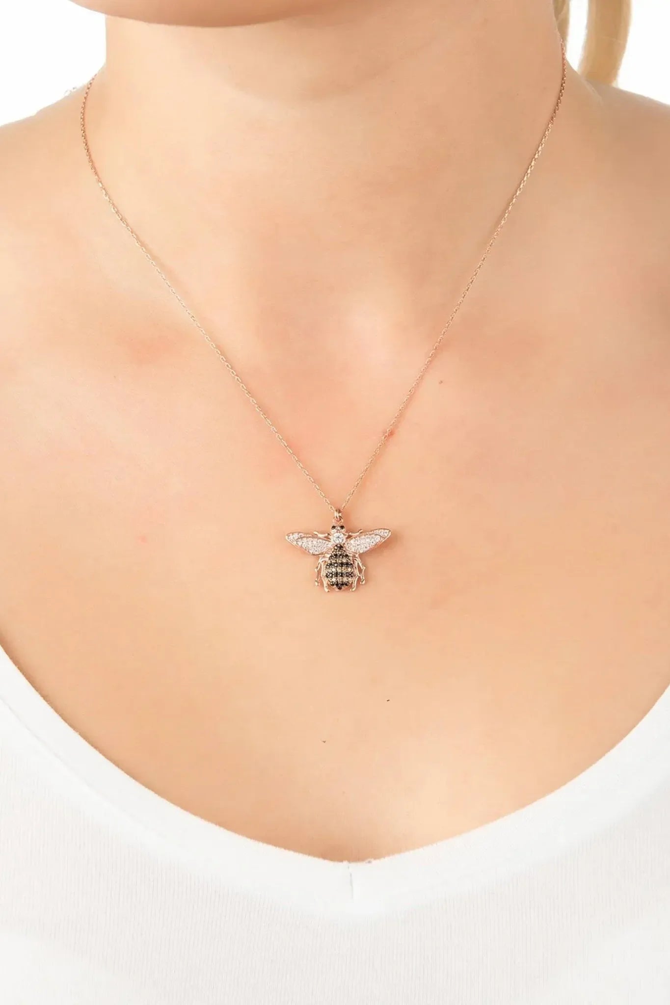 Honey Bee Pendant Necklace Rosegold - LATELITA Necklaces