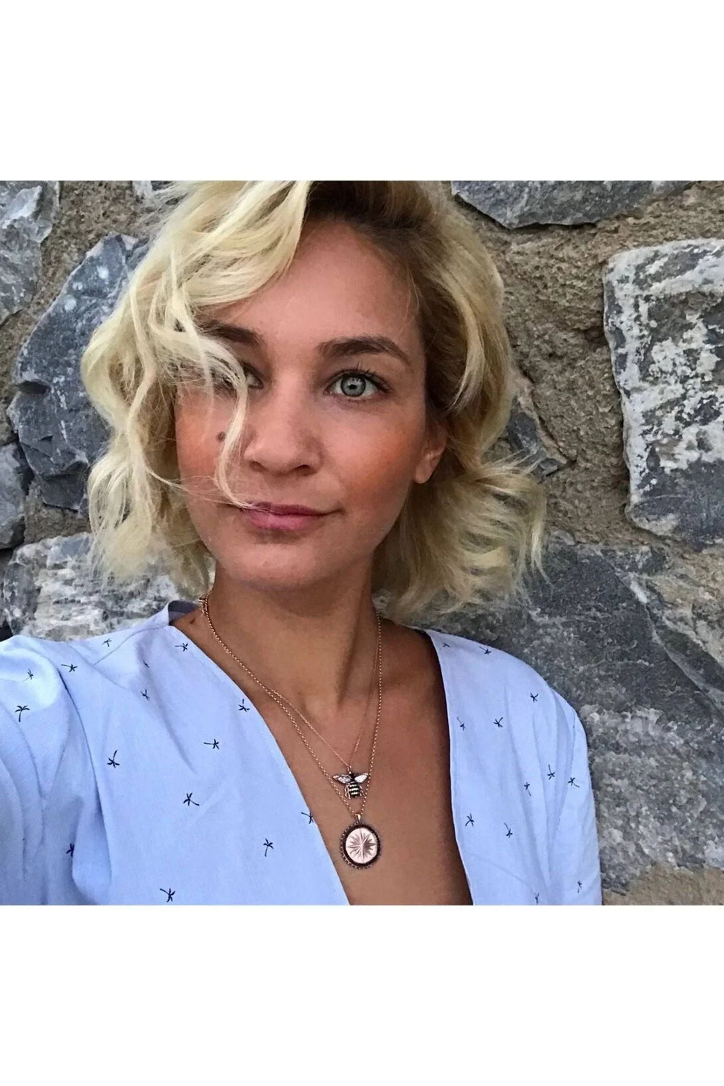 Honey Bee Pendant Necklace Rosegold - LATELITA Necklaces