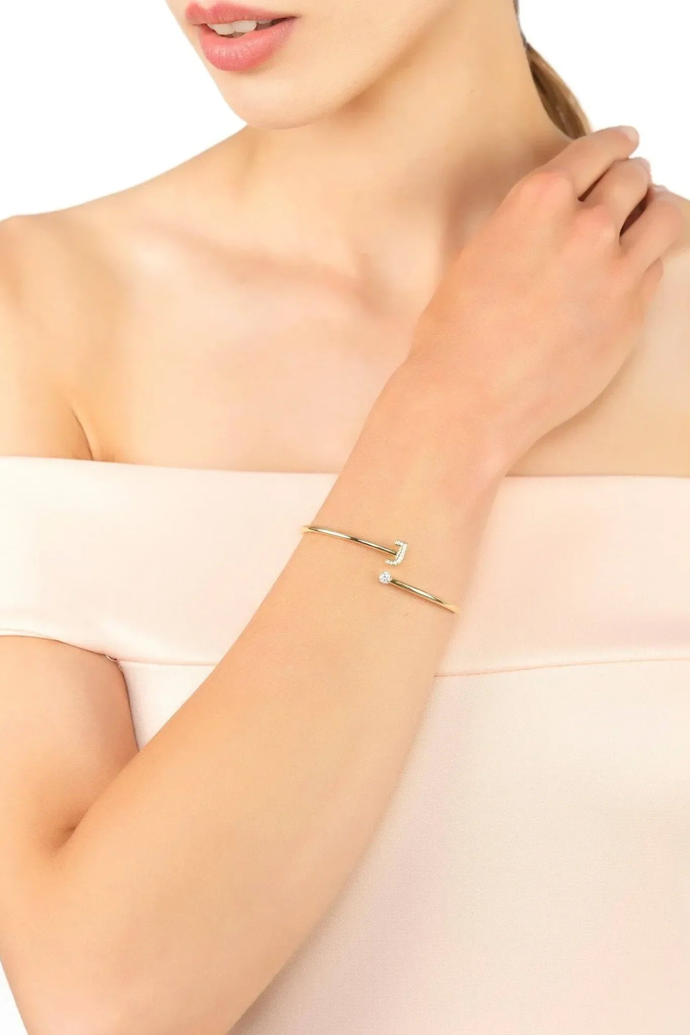 Initial Bangle Gold J - LATELITA Bracelets