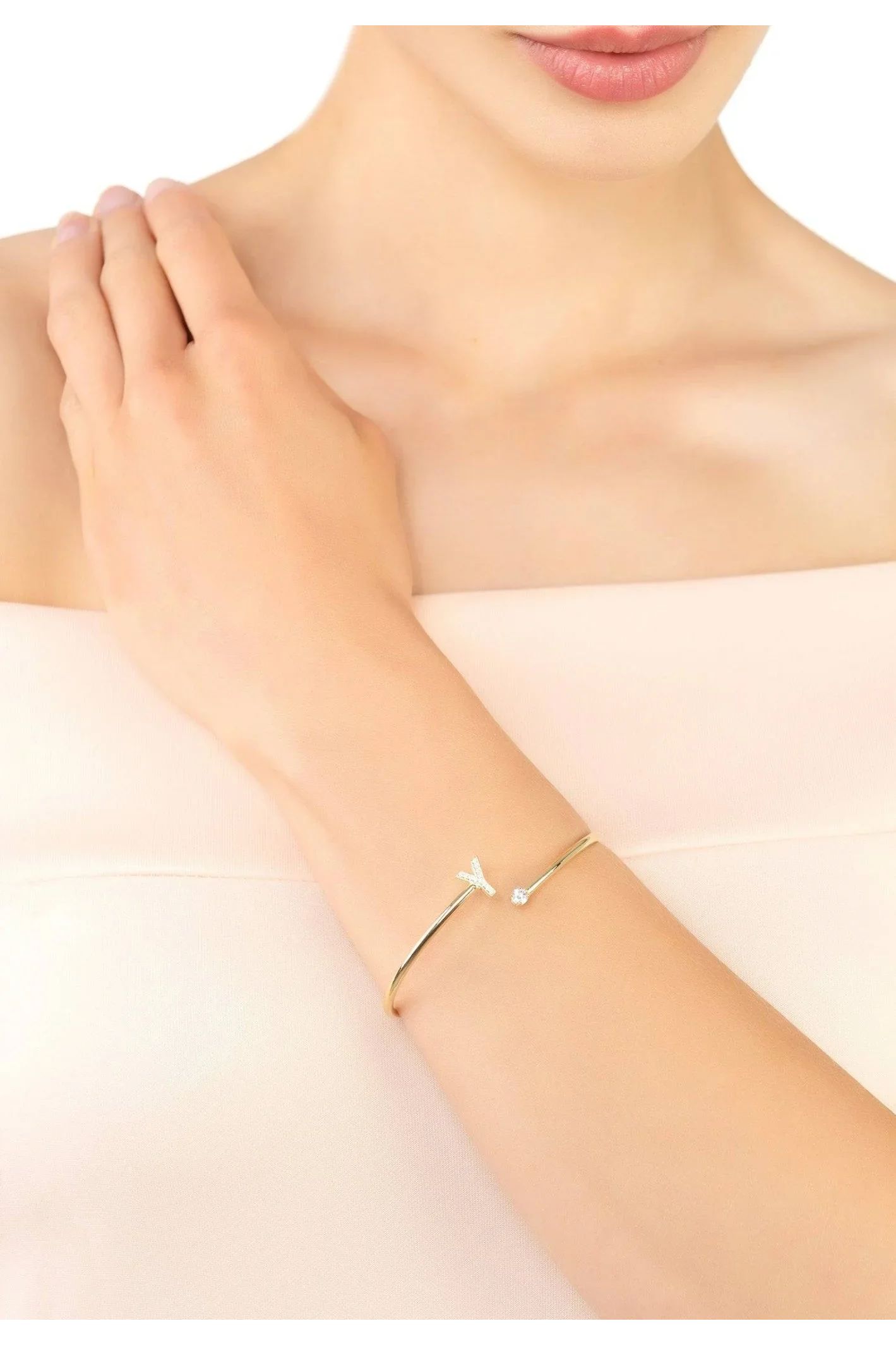 Initial Bangle Gold Y - LATELITA Bracelets