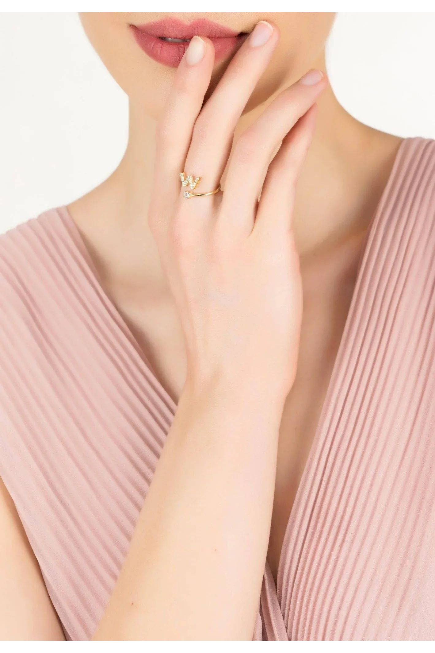 Initial Ring Gold W - LATELITA Rings