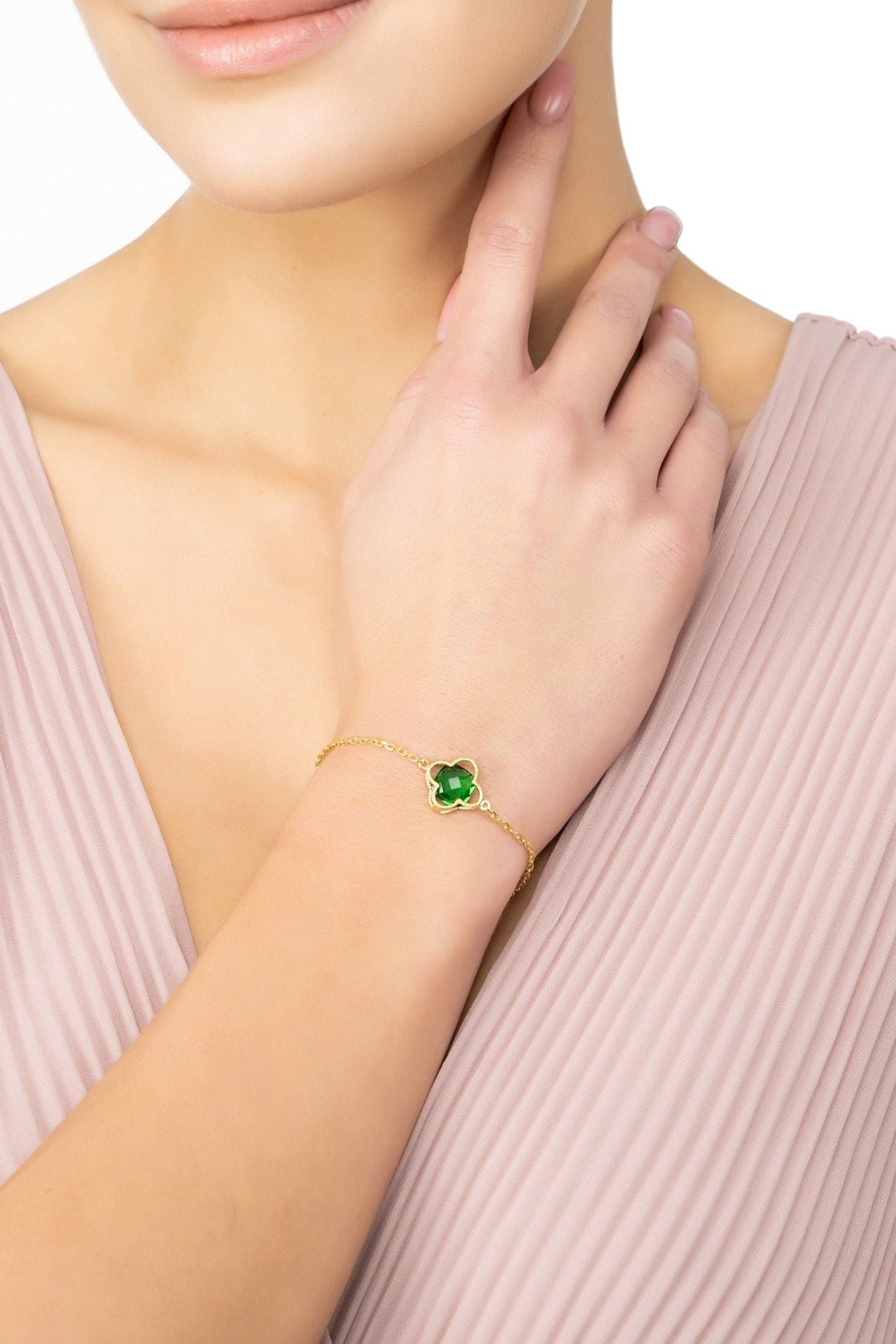 Open Clover Flower Gemstone Bracelet Gold Emerald - LATELITA Bracelets