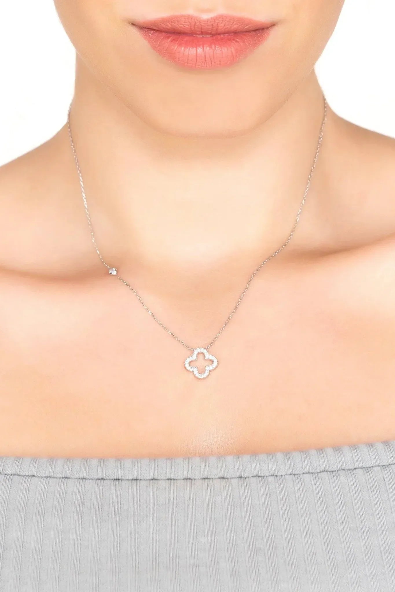 Open Clover Pendant Necklace - LATELITA Necklaces