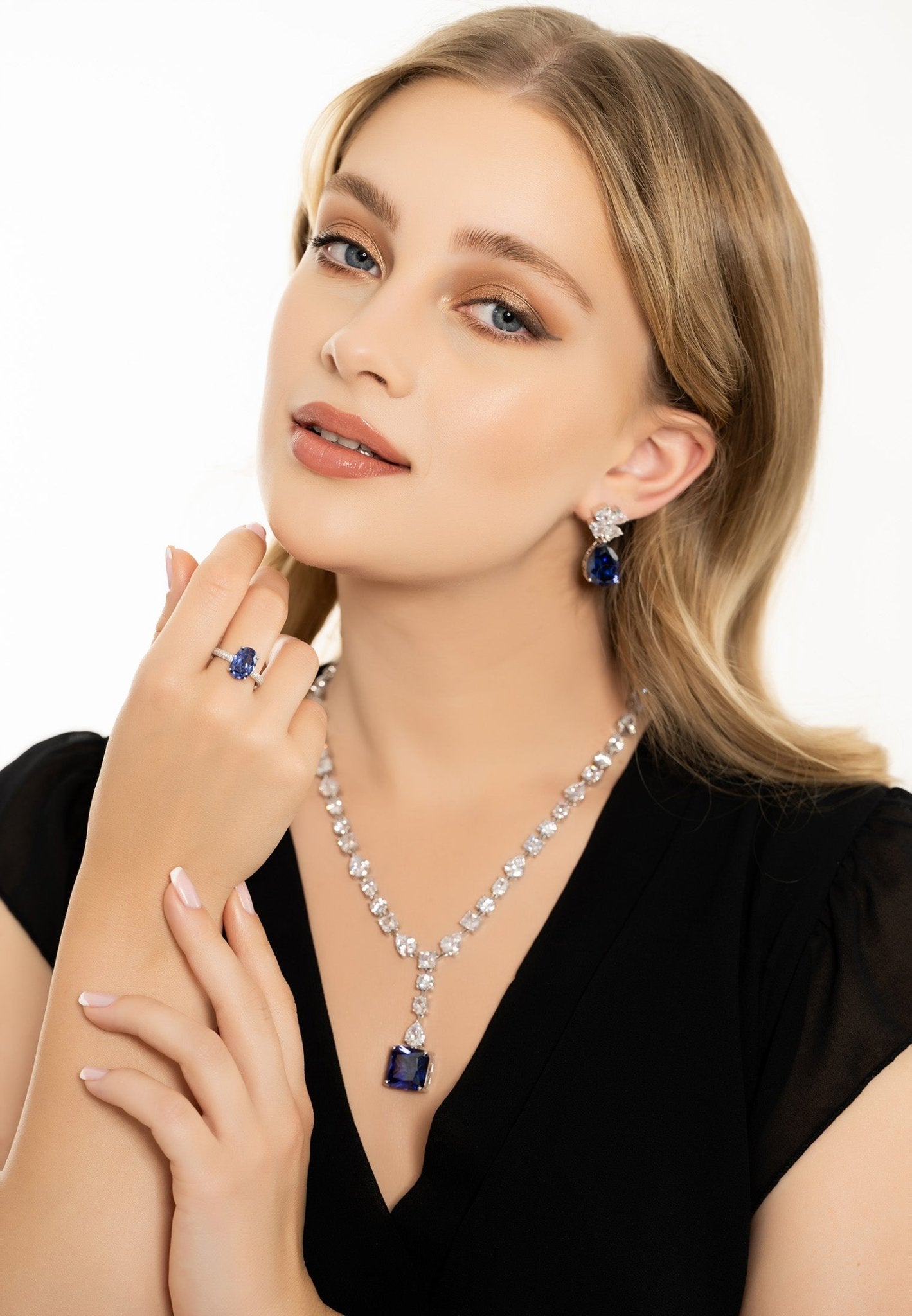 Penelope Tanzanite Statement Necklace Silver - LATELITA Necklaces