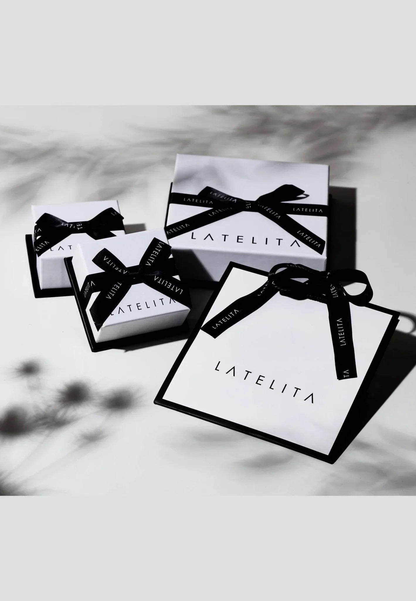 Petite Drop Earrings Rose Quartz Rosegold - LATELITA Earrings
