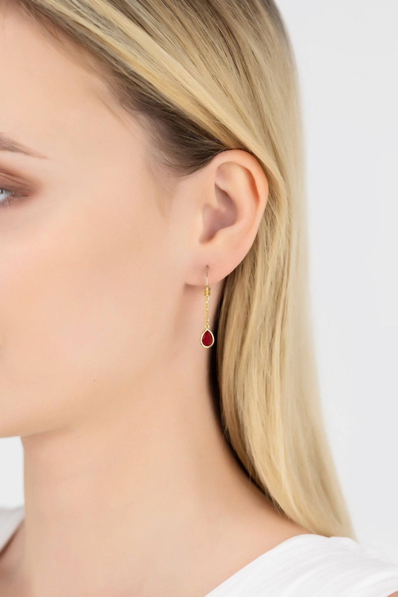 Pisa Chain Drop Earrings Gold Garnet - LATELITA Earrings