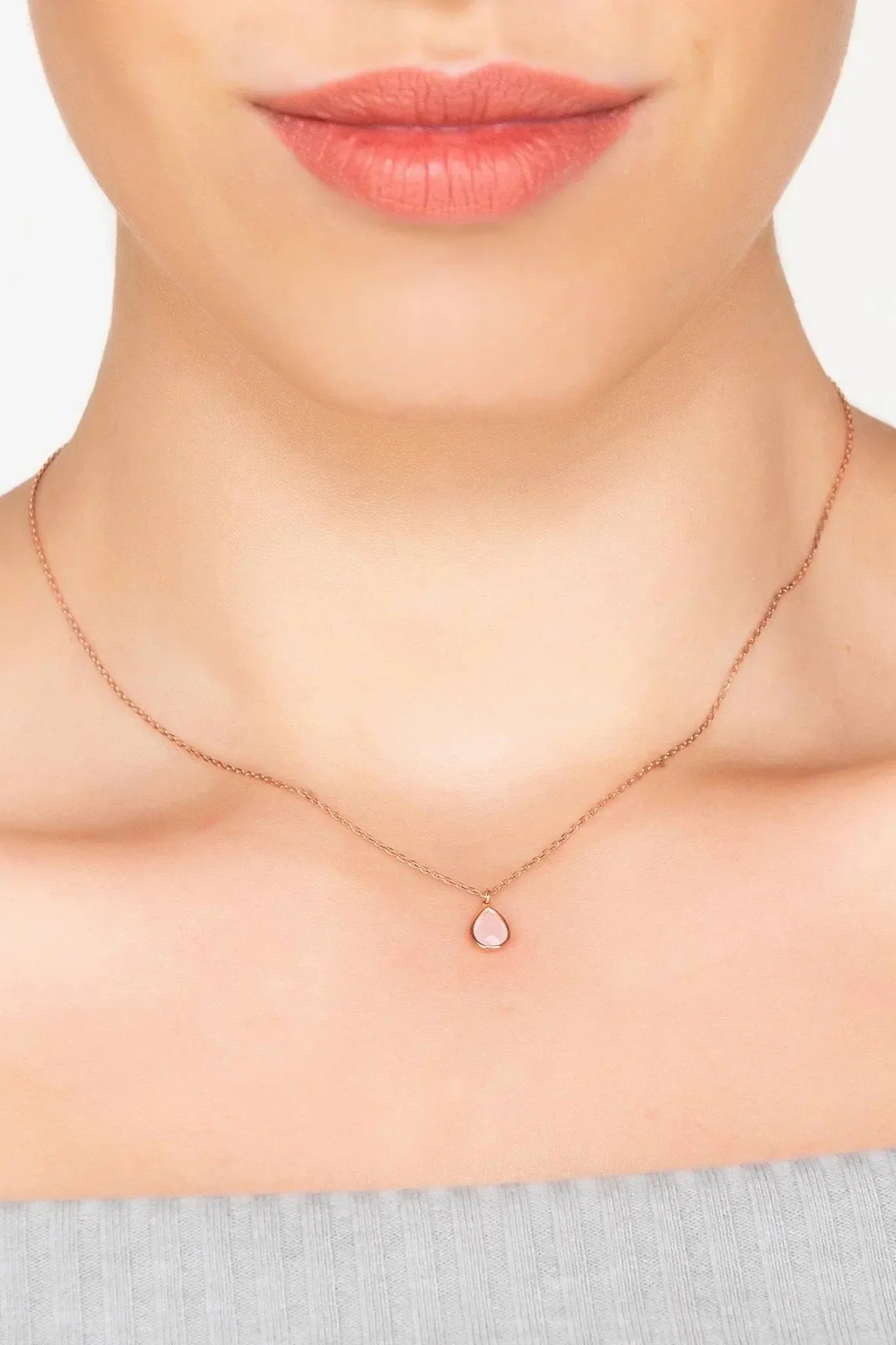 Pisa Mini Teardrop Necklace Rosegold Rose Quartz - LATELITA Necklaces