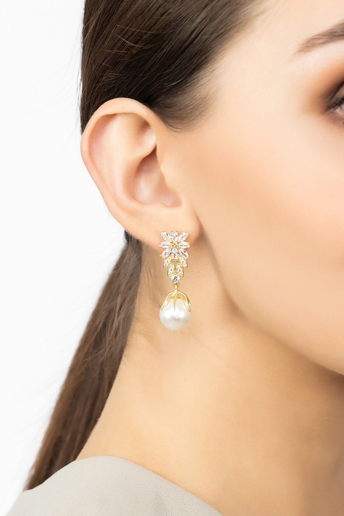 Primrose Baroque Pearl Earrings Gold White - LATELITA Earrings